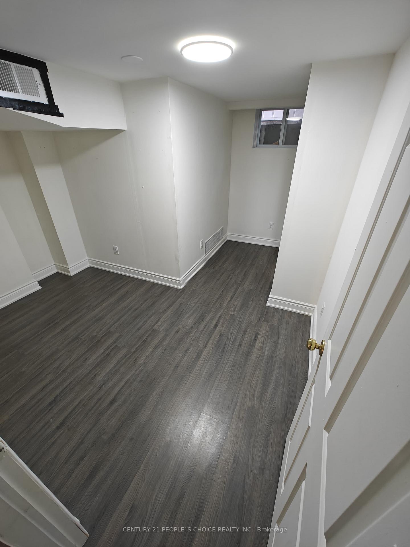 Photo 10 of 504 Bader Avenue, Oshawa, McLaughlin — HOMEH