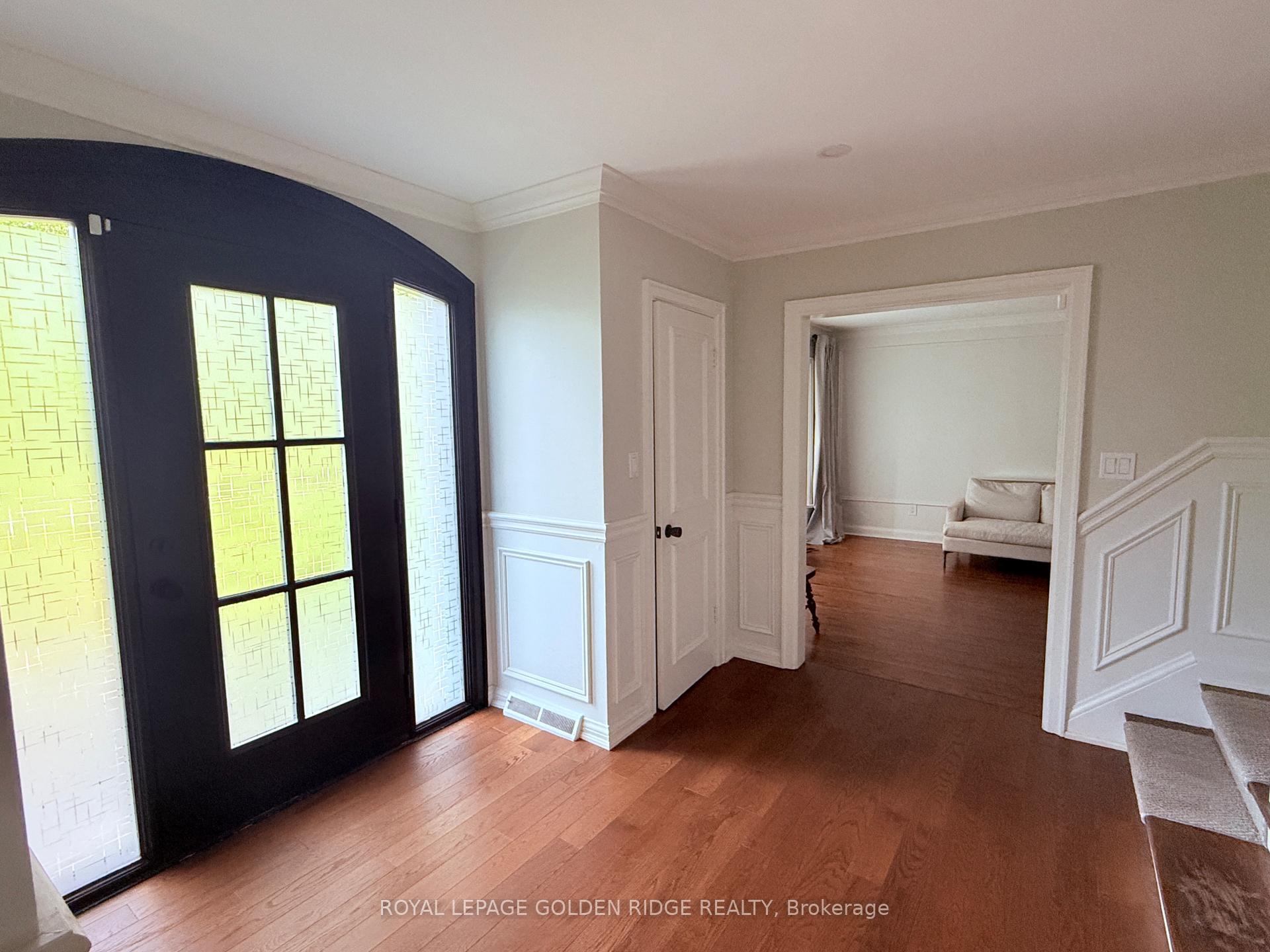 Photo 5 of 145 Cairncroft Road, Oakville, Morrison — HOMEH
