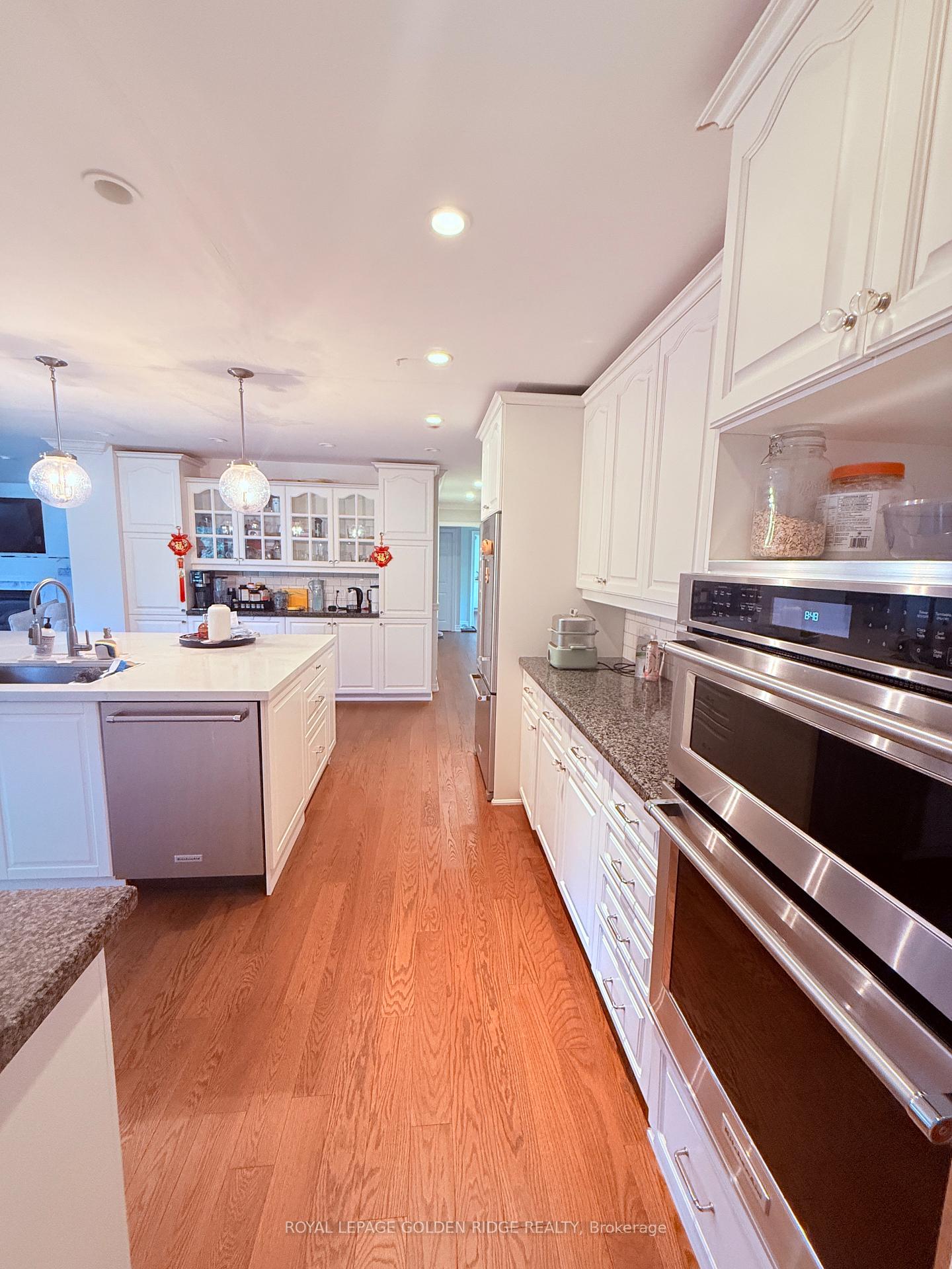 Photo 9 of 145 Cairncroft Road, Oakville, Morrison — HOMEH