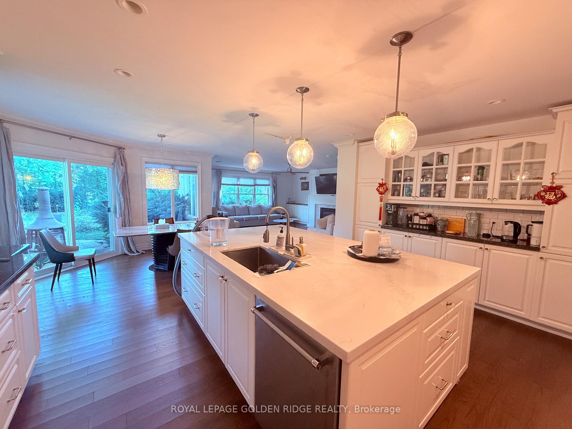 Photo 11 of 145 Cairncroft Road, Oakville, Morrison — HOMEH