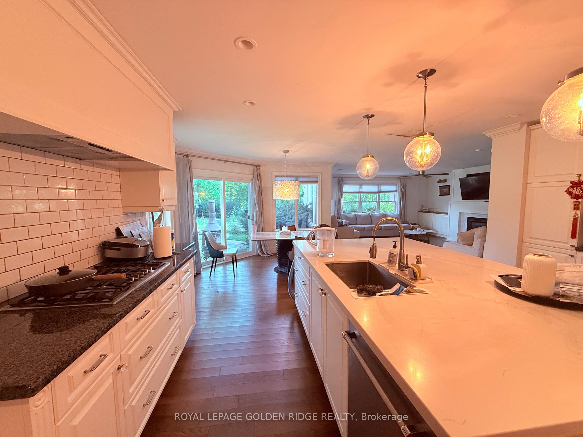 Photo 12 of 145 Cairncroft Road, Oakville, Morrison — HOMEH