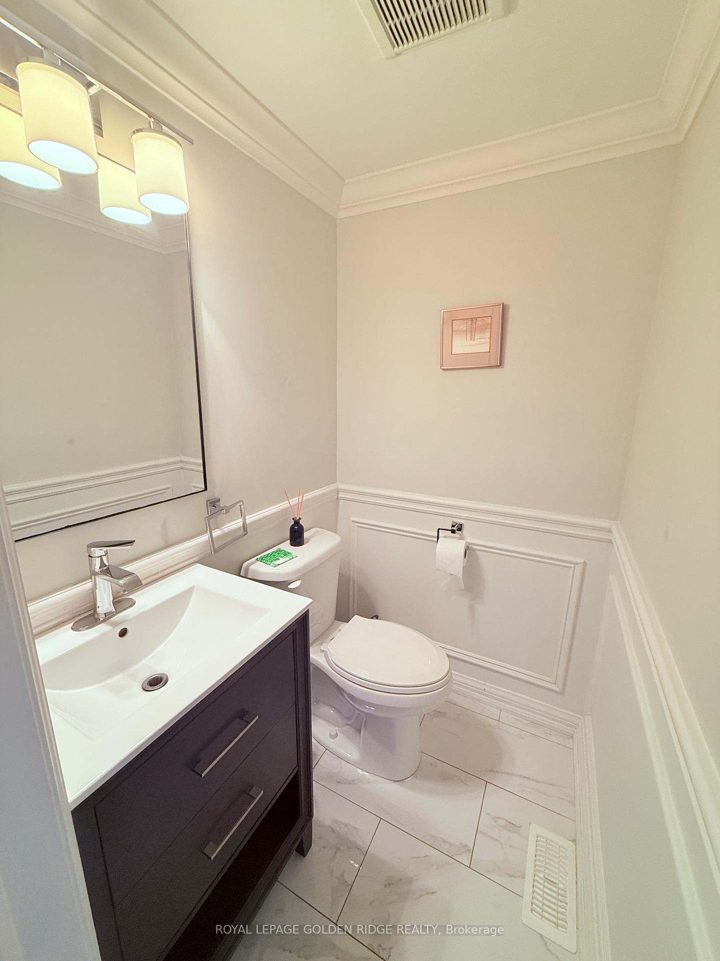 Photo 14 of 145 Cairncroft Road, Oakville, Morrison — HOMEH
