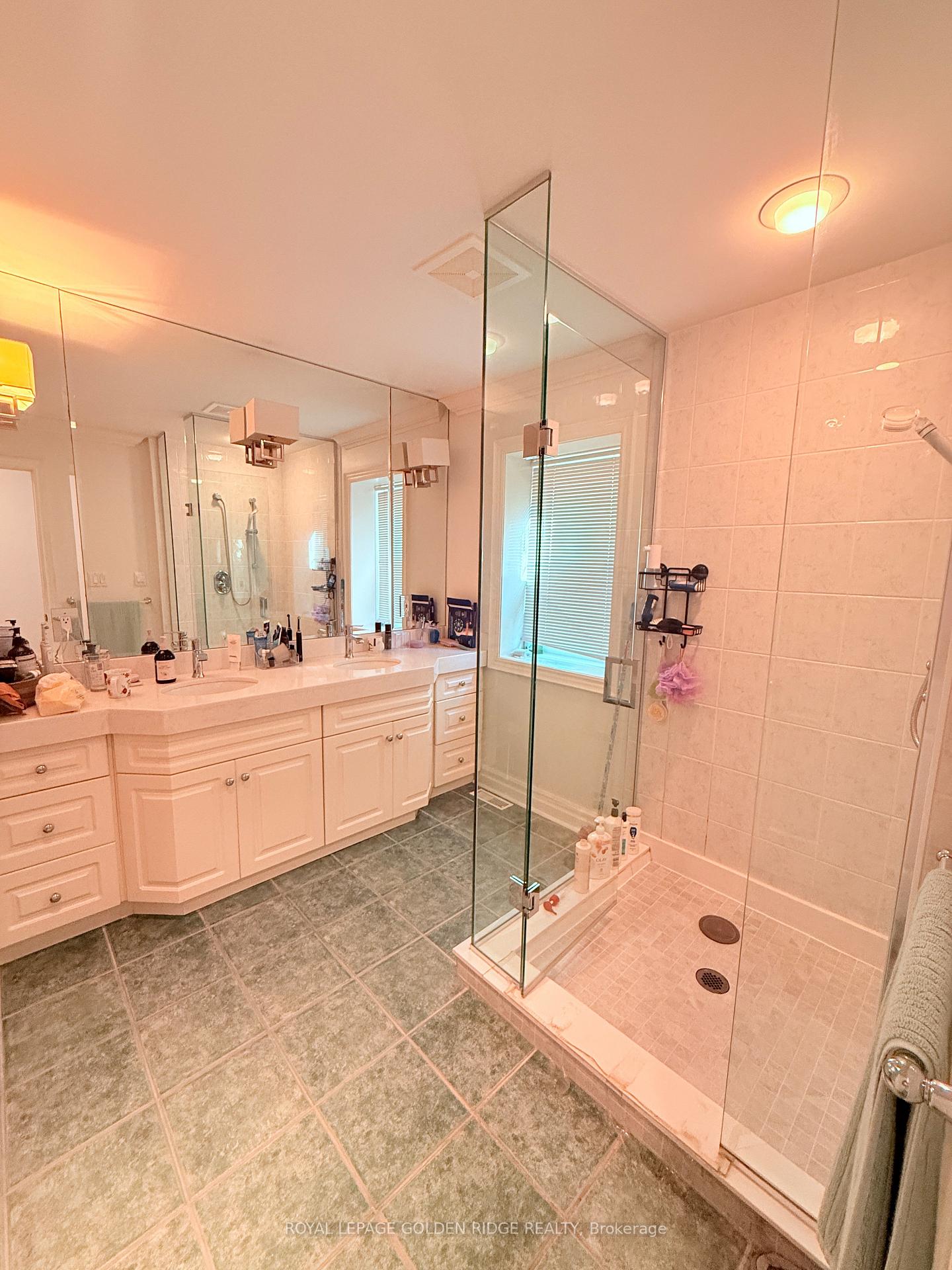 Photo 16 of 145 Cairncroft Road, Oakville, Morrison — HOMEH