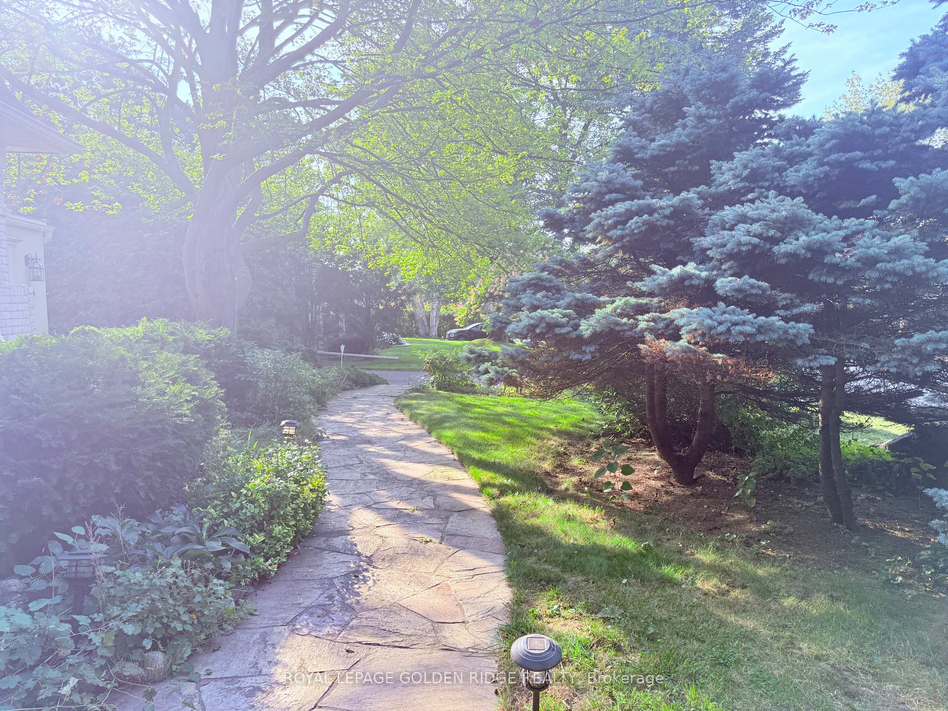 Photo 24 of 145 Cairncroft Road, Oakville, Morrison — HOMEH