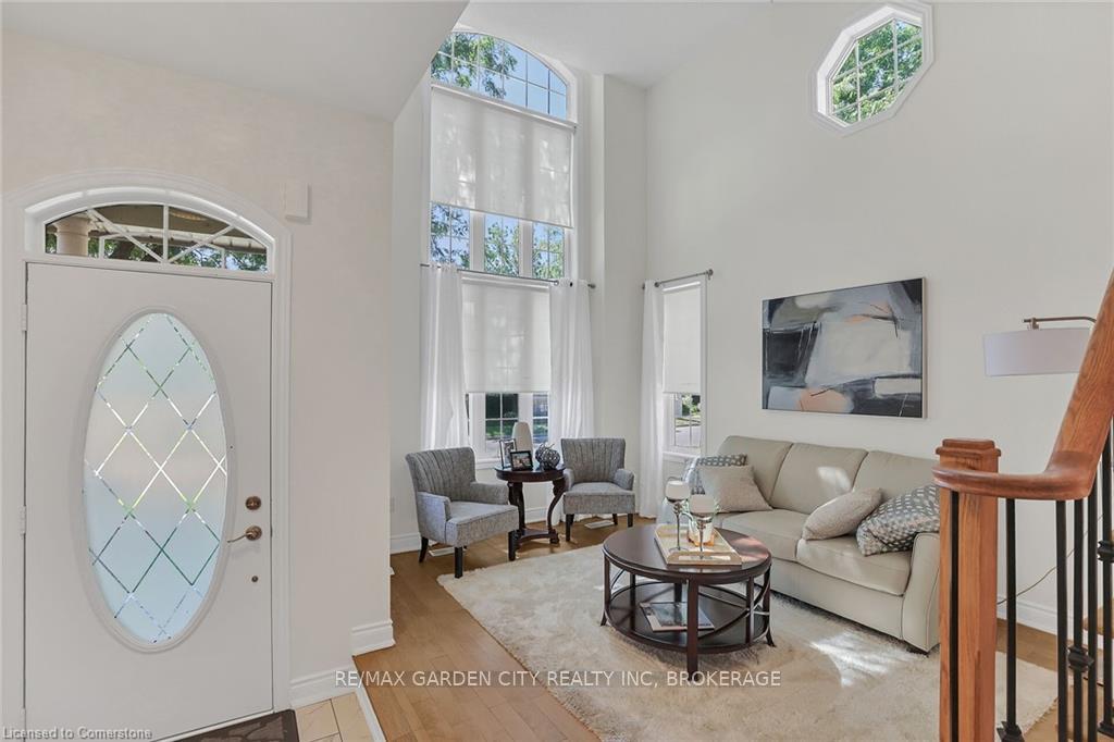Photo 23 of 3323 Whilabout Terrace, Oakville, Bronte — HOMEH