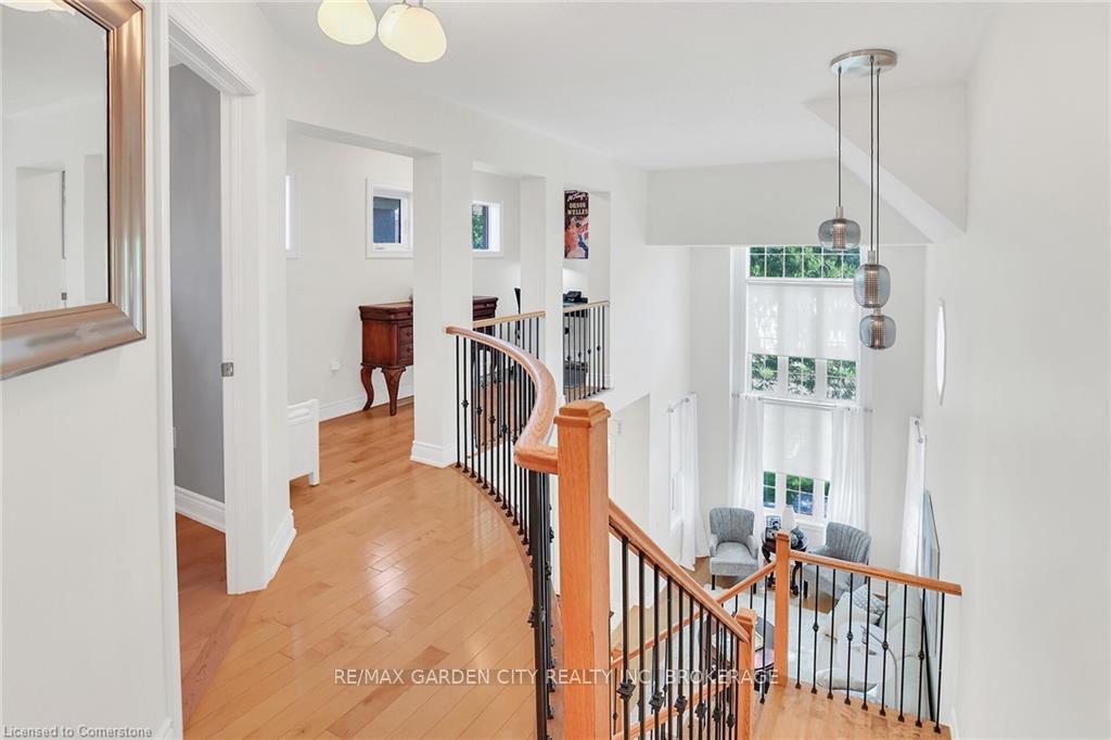 Photo 10 of 3323 Whilabout Terrace, Oakville, Bronte — HOMEH