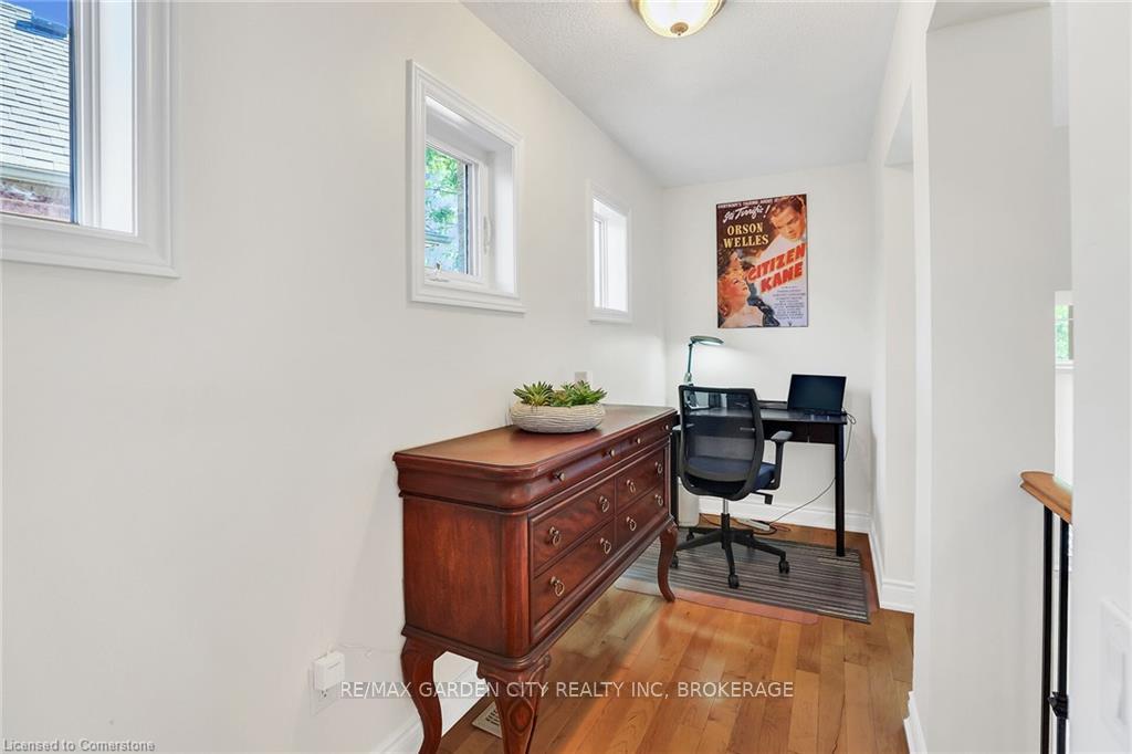Photo 35 of 3323 Whilabout Terrace, Oakville, Bronte — HOMEH