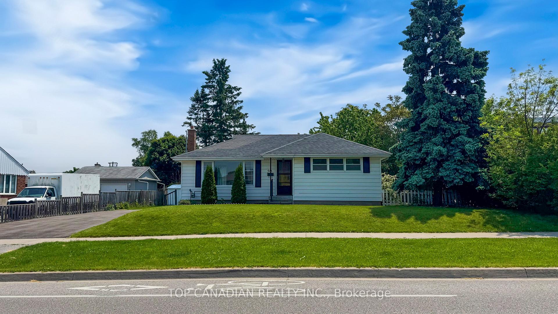 Photo 3 of 2-513 Annapolis Avenue, Oshawa, McLaughlin — HOMEH