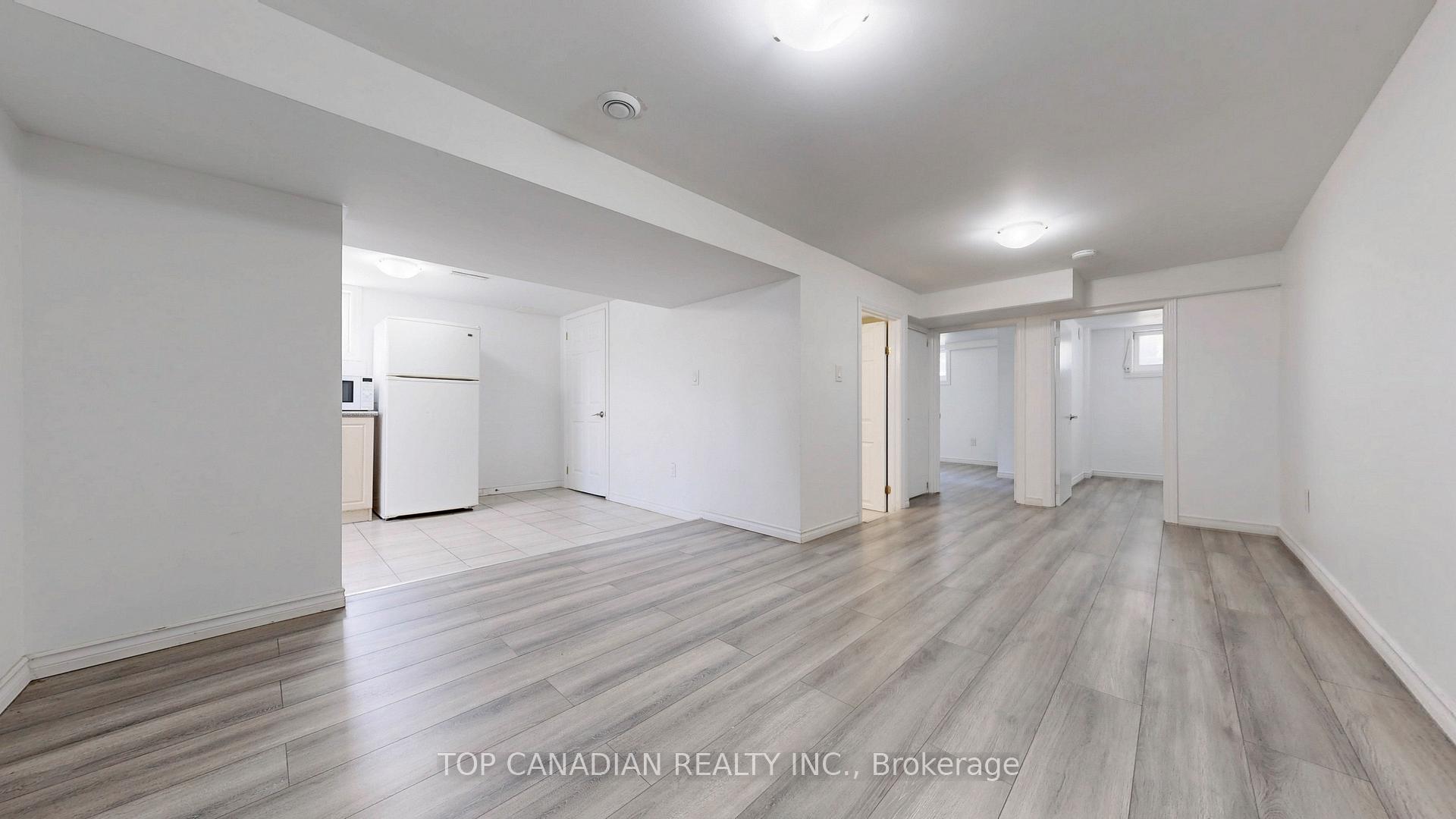 Photo 6 of 2-513 Annapolis Avenue, Oshawa, McLaughlin — HOMEH