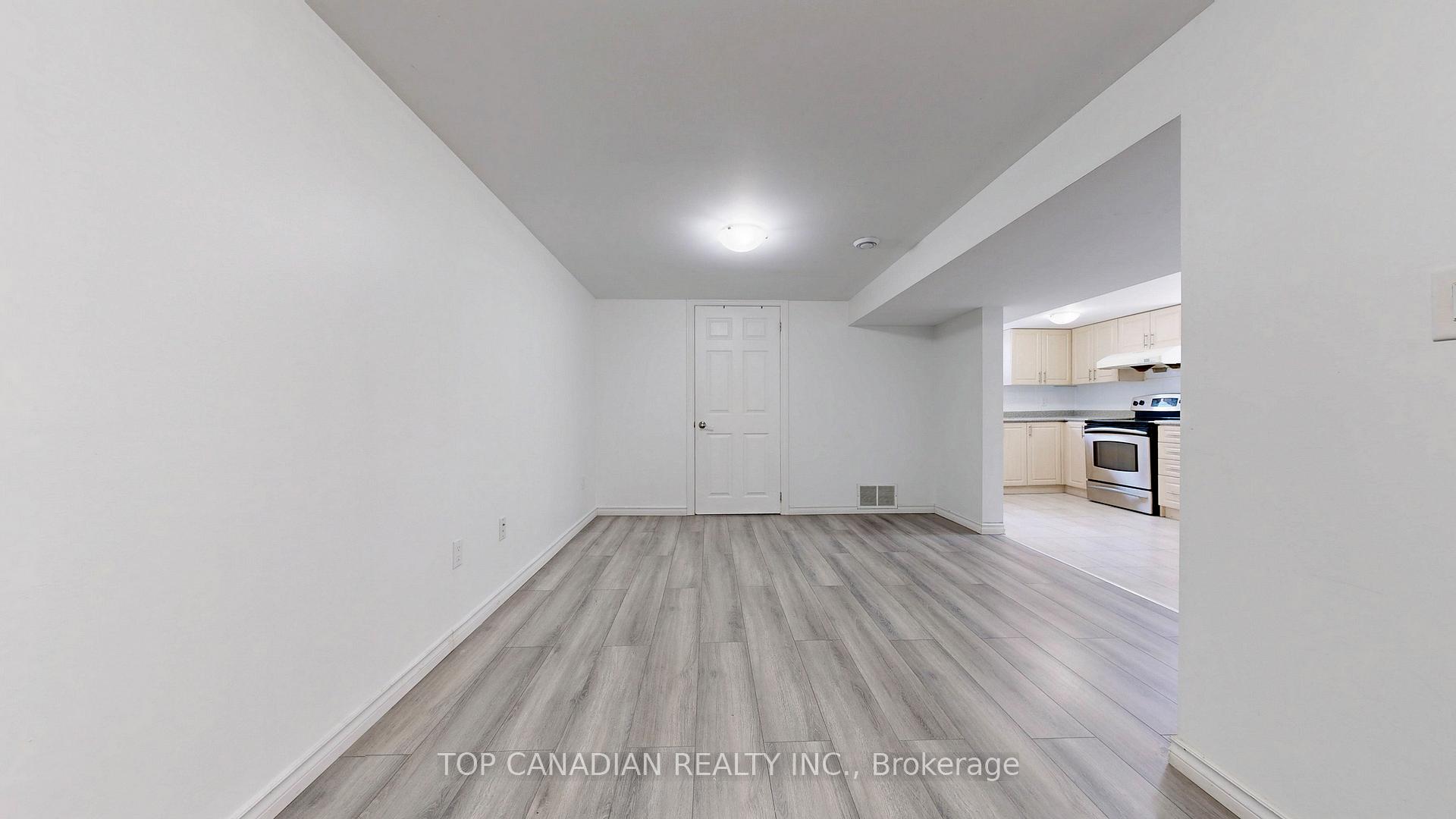 Photo 8 of 2-513 Annapolis Avenue, Oshawa, McLaughlin — HOMEH