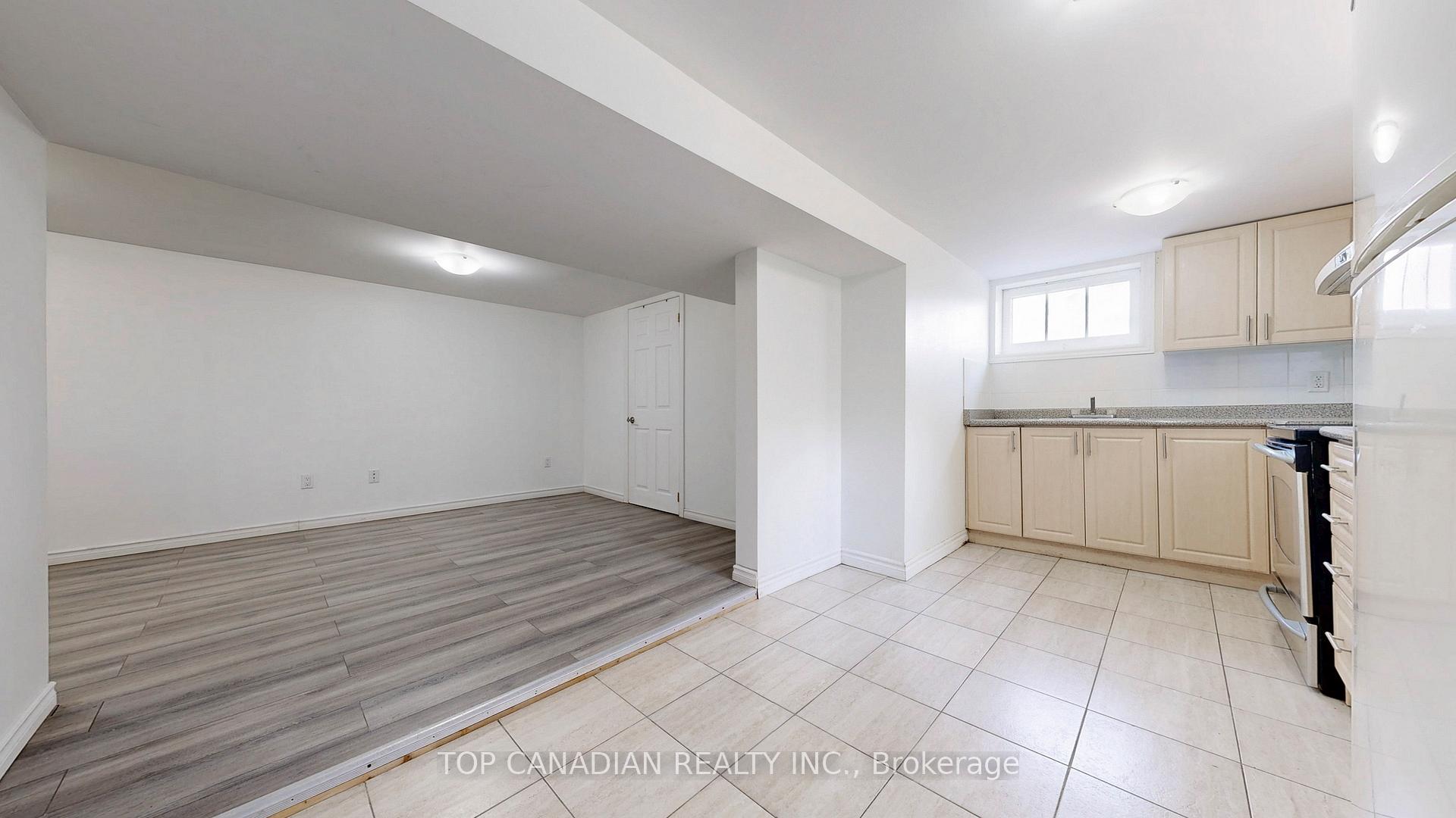 Photo 11 of 2-513 Annapolis Avenue, Oshawa, McLaughlin — HOMEH