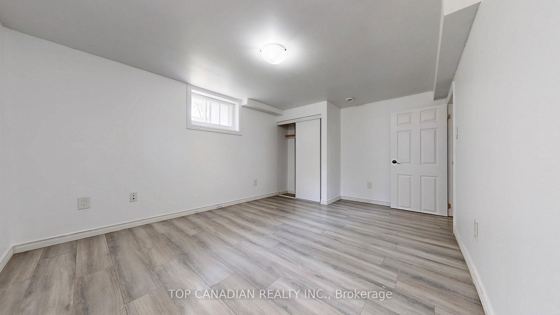 Photo 17 of 2-513 Annapolis Avenue, Oshawa, McLaughlin — HOMEH