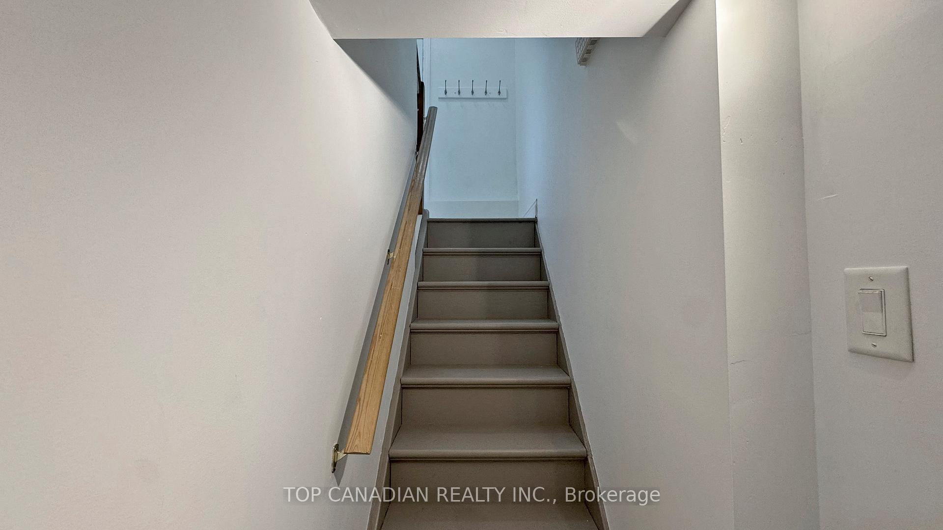 Photo 19 of 2-513 Annapolis Avenue, Oshawa, McLaughlin — HOMEH