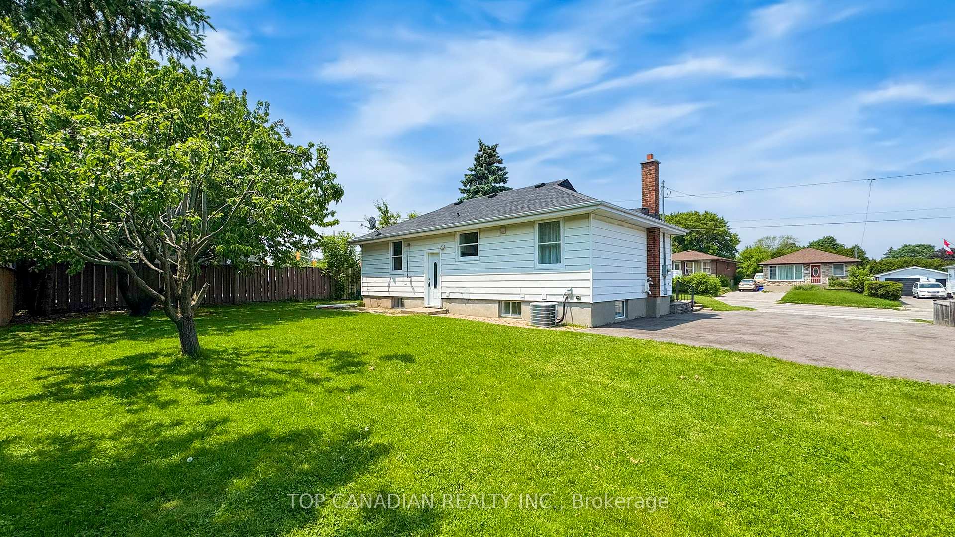 Photo 24 of 2-513 Annapolis Avenue, Oshawa, McLaughlin — HOMEH