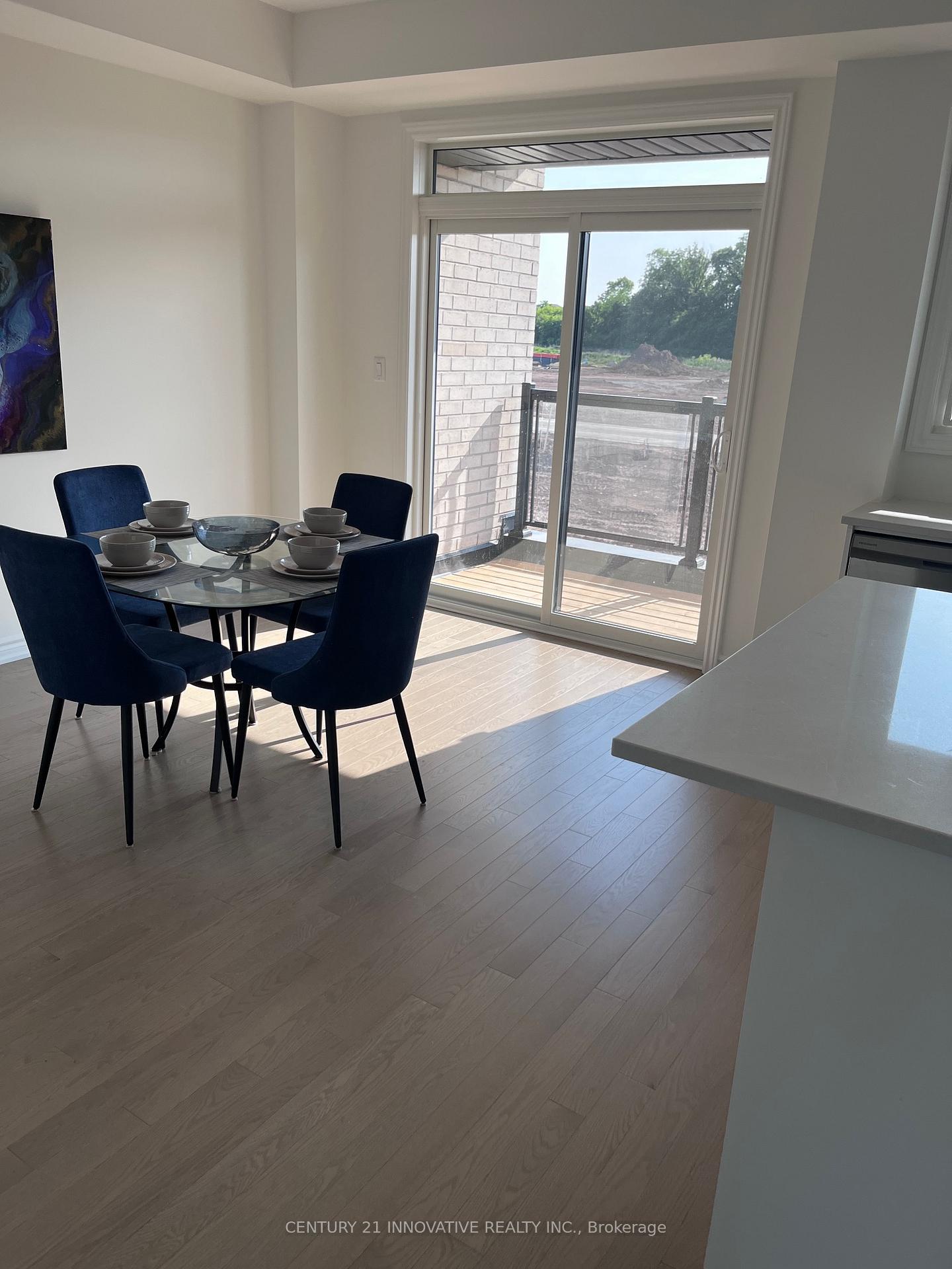 Photo 15 of 1089 Wheat Boom Drive, Oakville, Joshua Meadows — HOMEH