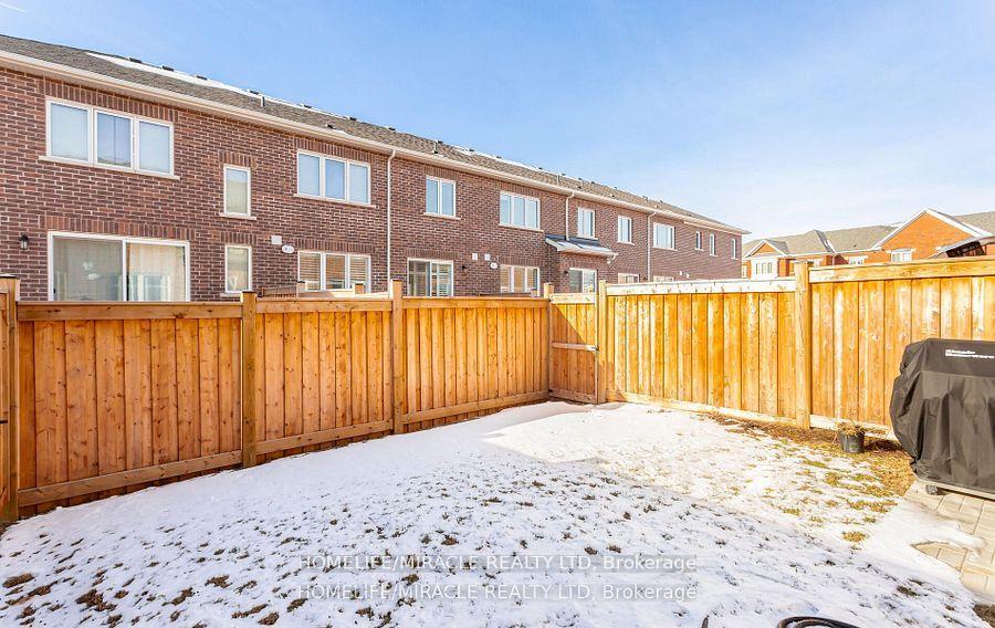 Photo 38 of 1256 Redbud Garden, Milton, Cobban — HOMEH