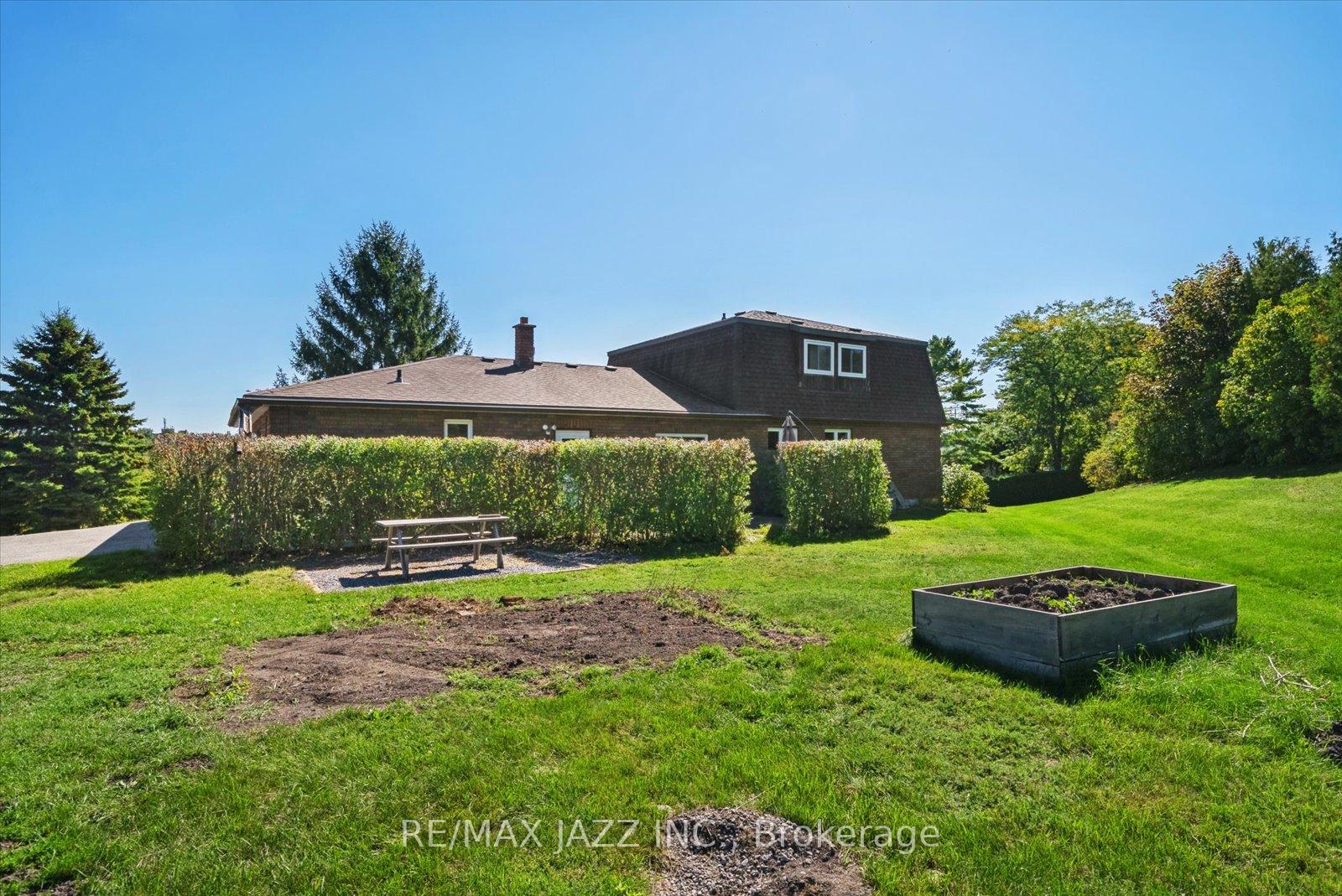 Photo 31 of 4 Centennial Drive, Port Hope — HOMEH
