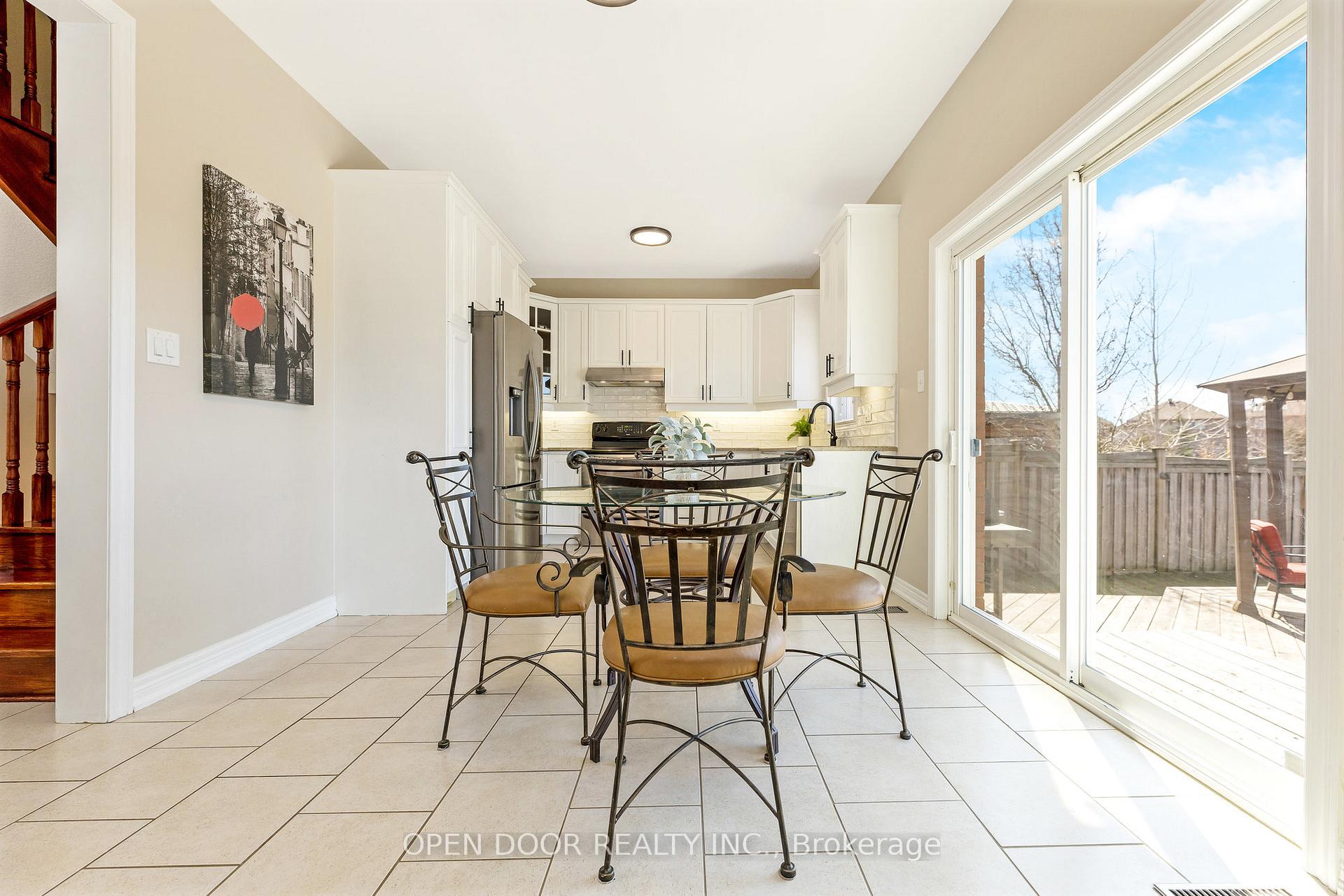 Photo 12 of 221 Bussel Crescent, Milton, Clarke — HOMEH