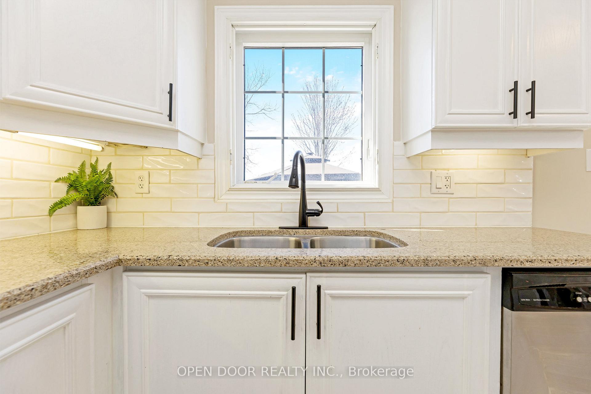 Photo 16 of 221 Bussel Crescent, Milton, Clarke — HOMEH