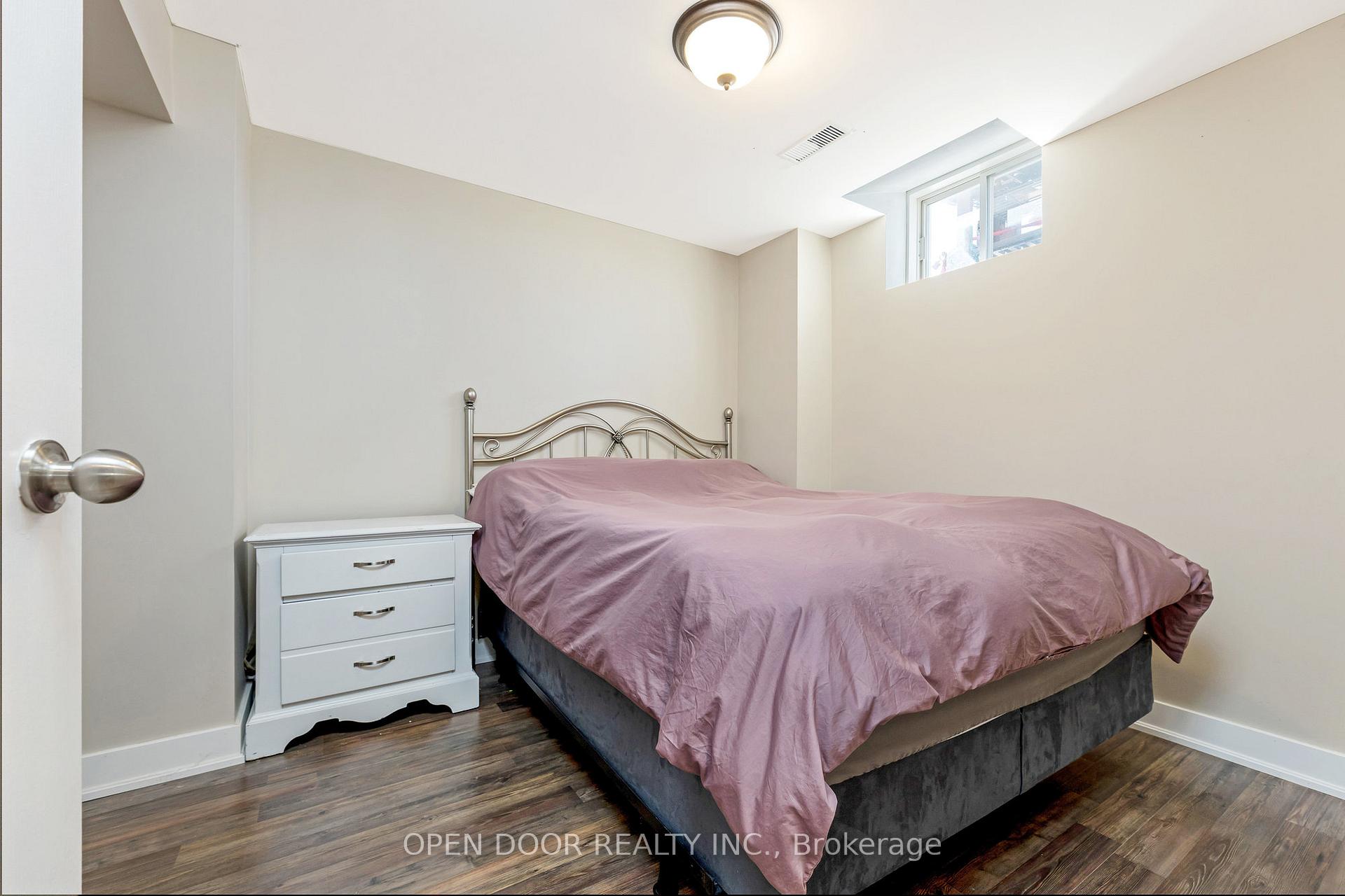 Photo 33 of 221 Bussel Crescent, Milton, Clarke — HOMEH