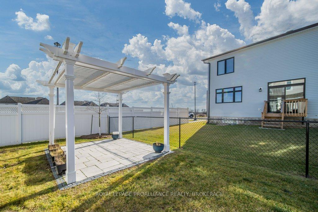 Photo 37 of 1245 Wheathill Street, Kingston, East Gardiners Rd — HOMEH