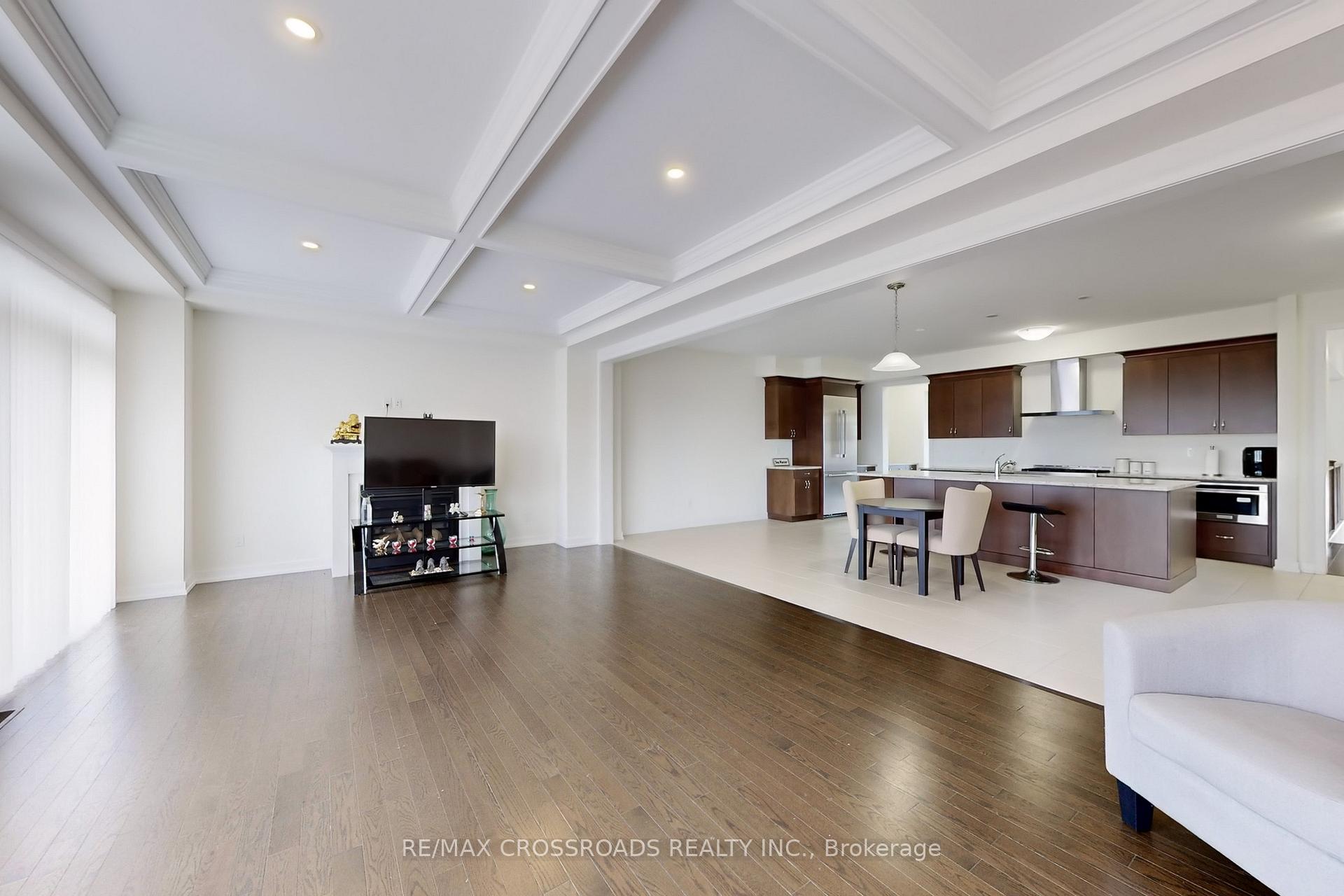 Photo 11 of Unit 8, 400 Finch Avenue, Pickering, Rouge Park — HOMEH