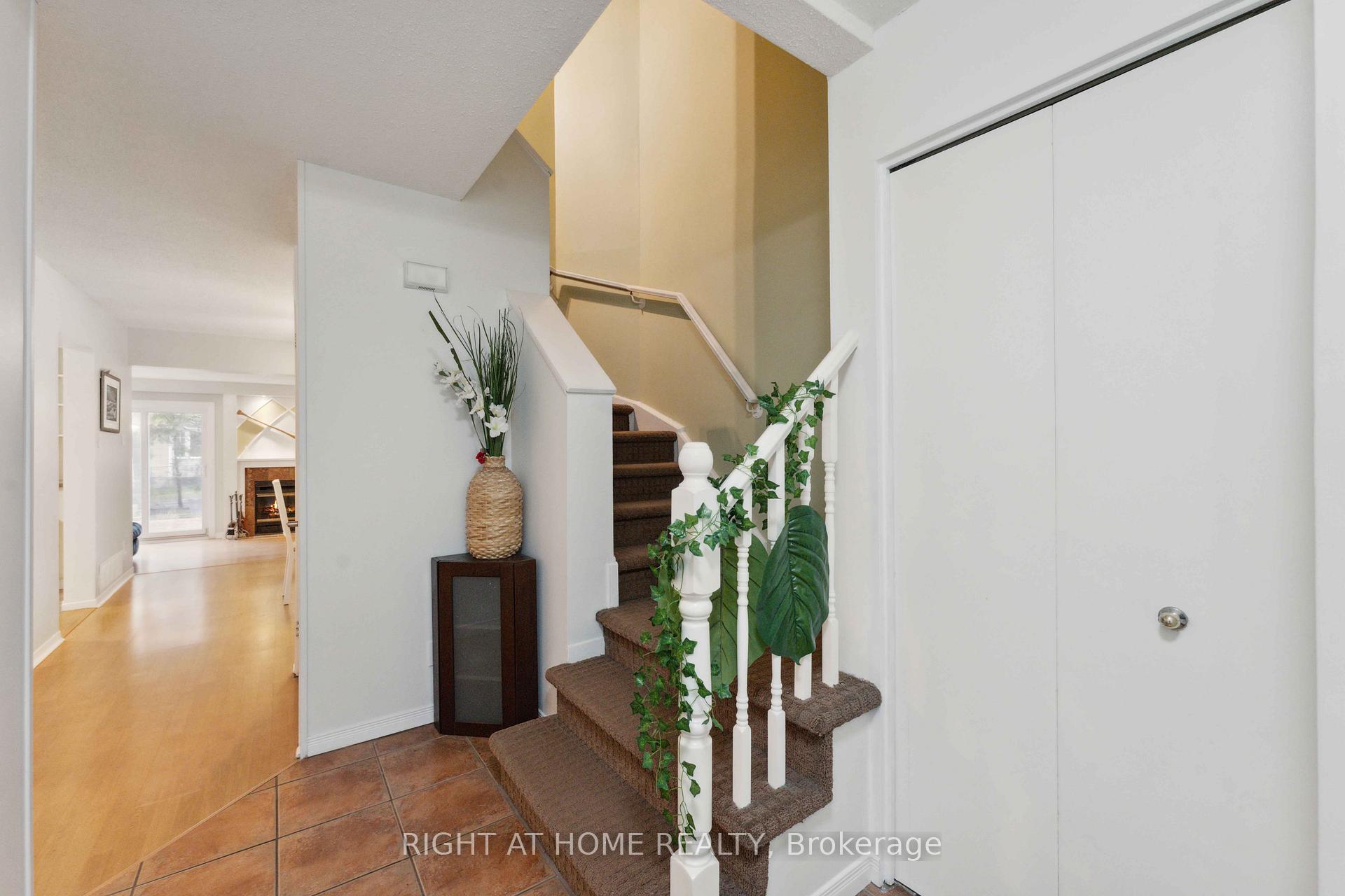Photo 4 of 476 Glenmore Street, Ottawa, Fallingbrook/Ridgemount — HOMEH