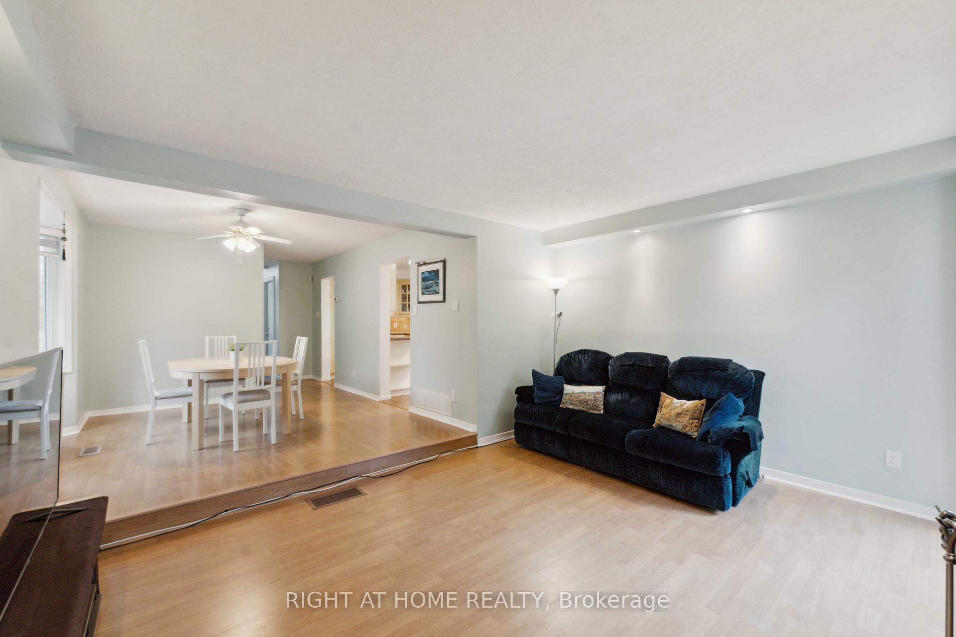 Photo 5 of 476 Glenmore Street, Ottawa, Fallingbrook/Ridgemount — HOMEH