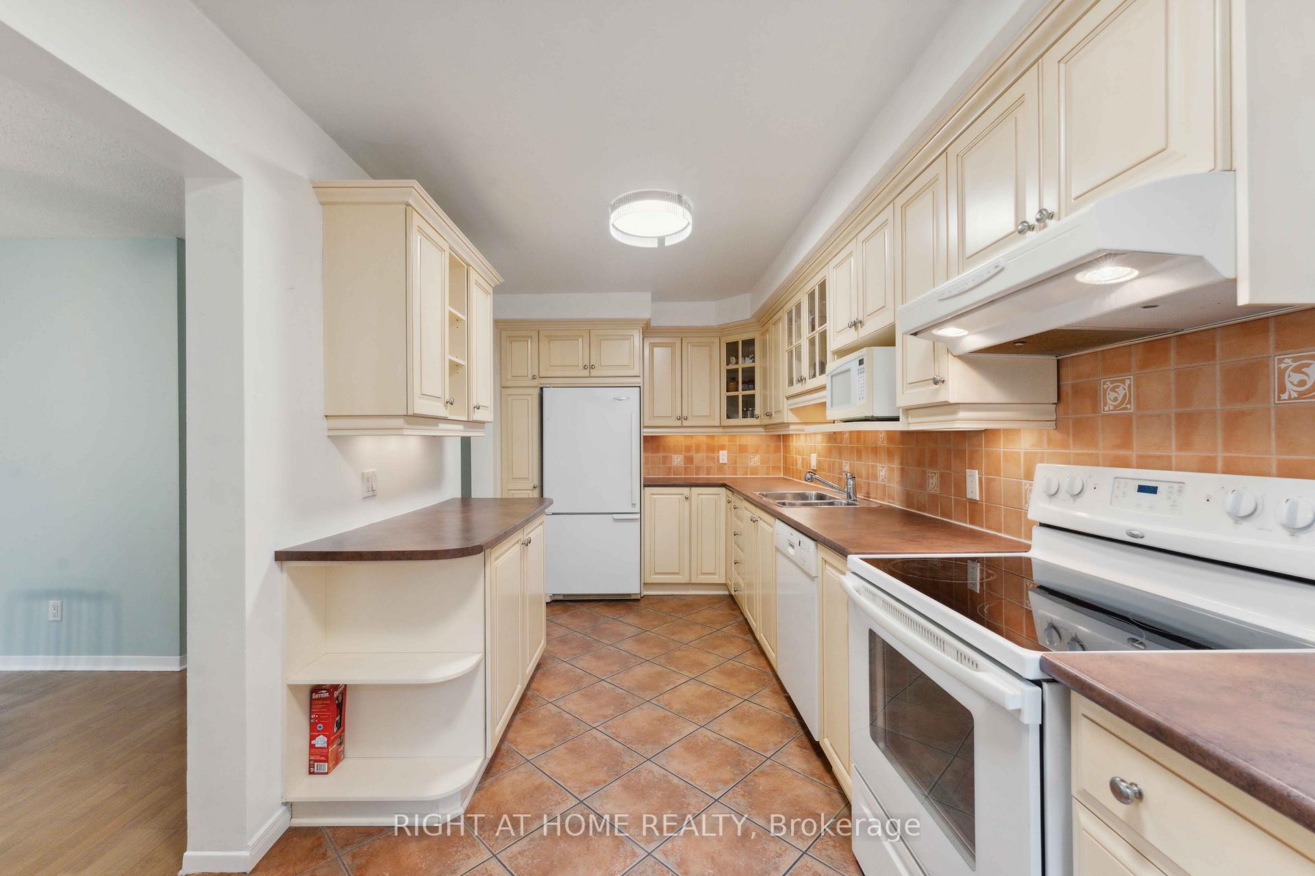 Photo 11 of 476 Glenmore Street, Ottawa, Fallingbrook/Ridgemount — HOMEH