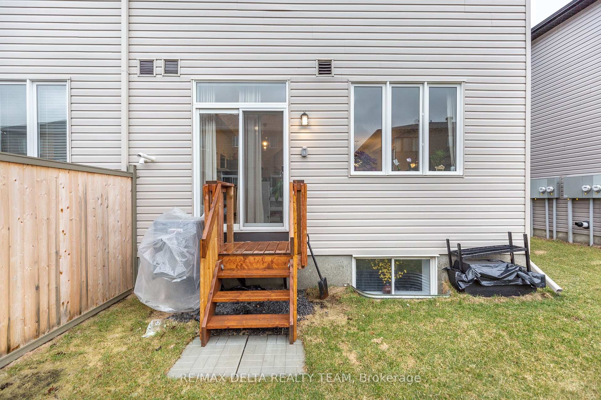 Photo 28 of 310 Guppy Grove, Ottawa, Avalon West — HOMEH