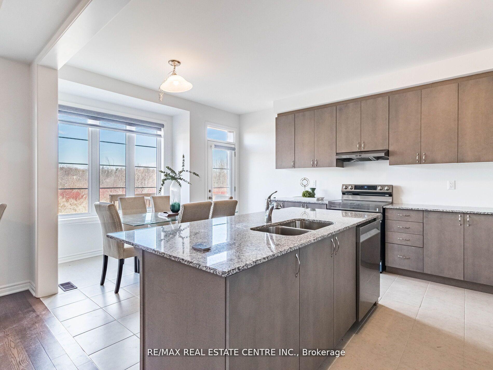 Photo 12 of 1577 Scarlett Trail, Pickering, Rural Pickering — HOMEH