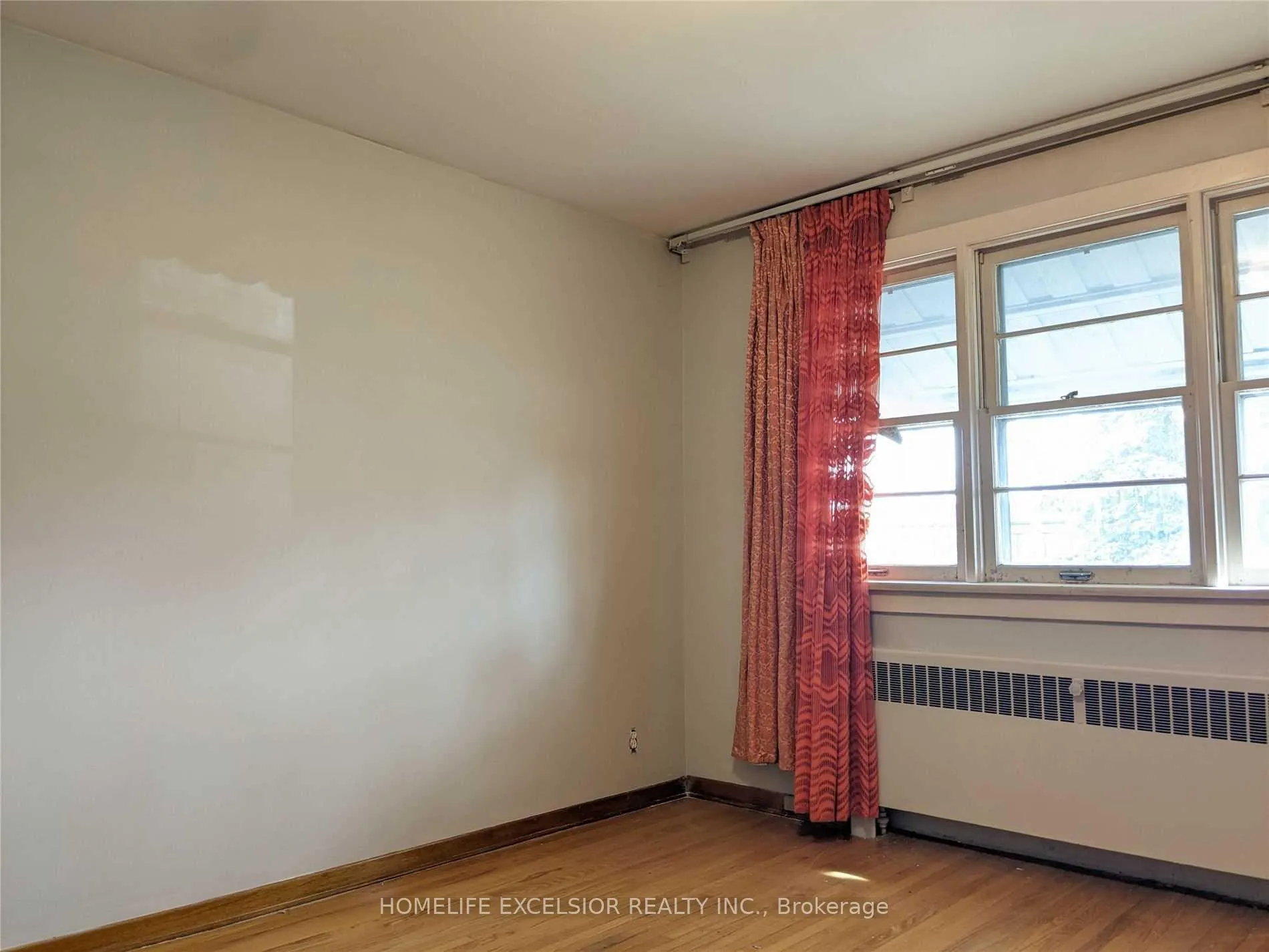 Photo 19 of 1482 Simcoe Street N, Oshawa, Samac — HOMEH