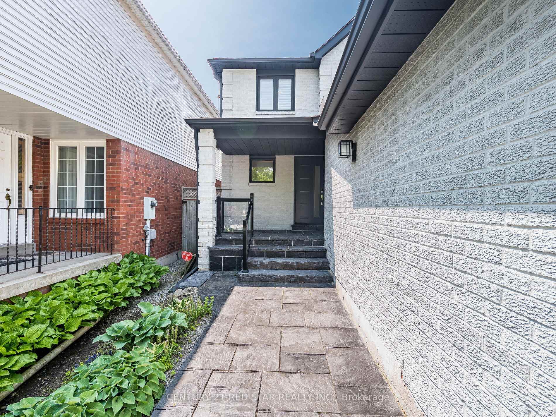 Photo 4 of 1641 Middleton Street, Pickering, Brock Ridge — HOMEH