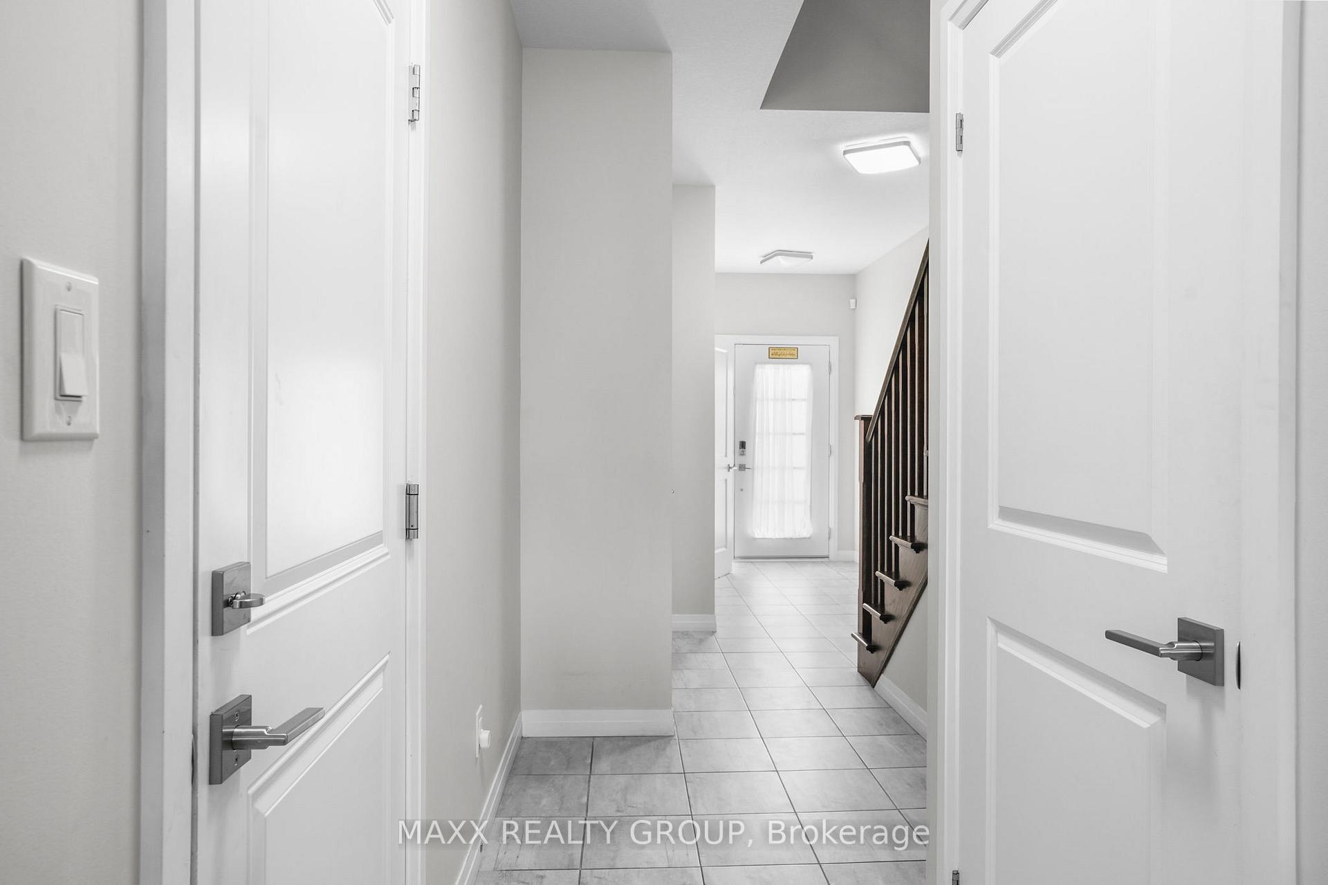 Photo 5 of 6733 Cropp Street, Niagara Falls, Morrison — HOMEH