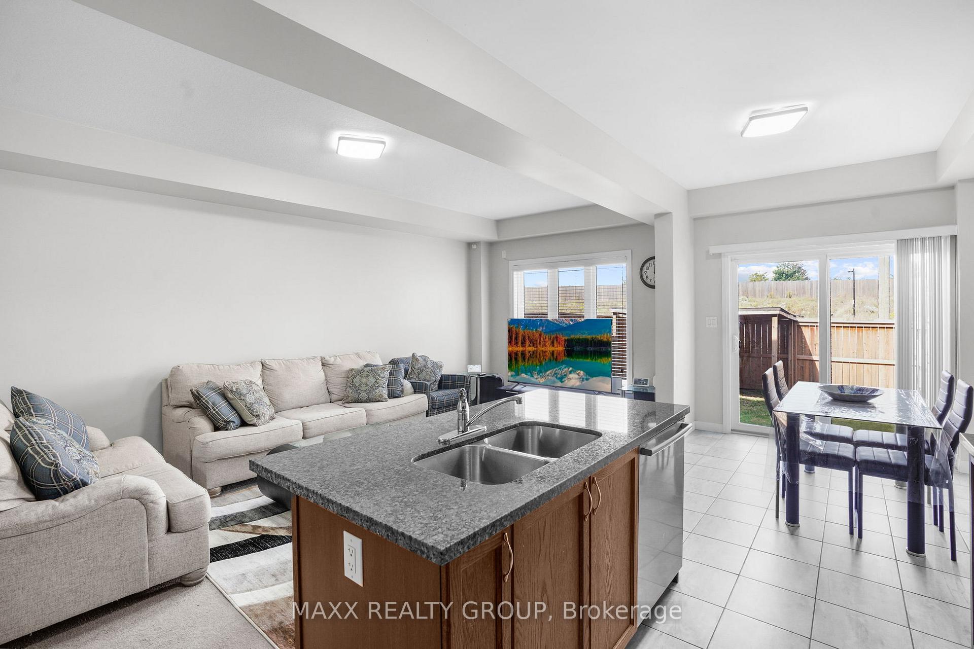 Photo 7 of 6733 Cropp Street, Niagara Falls, Morrison — HOMEH