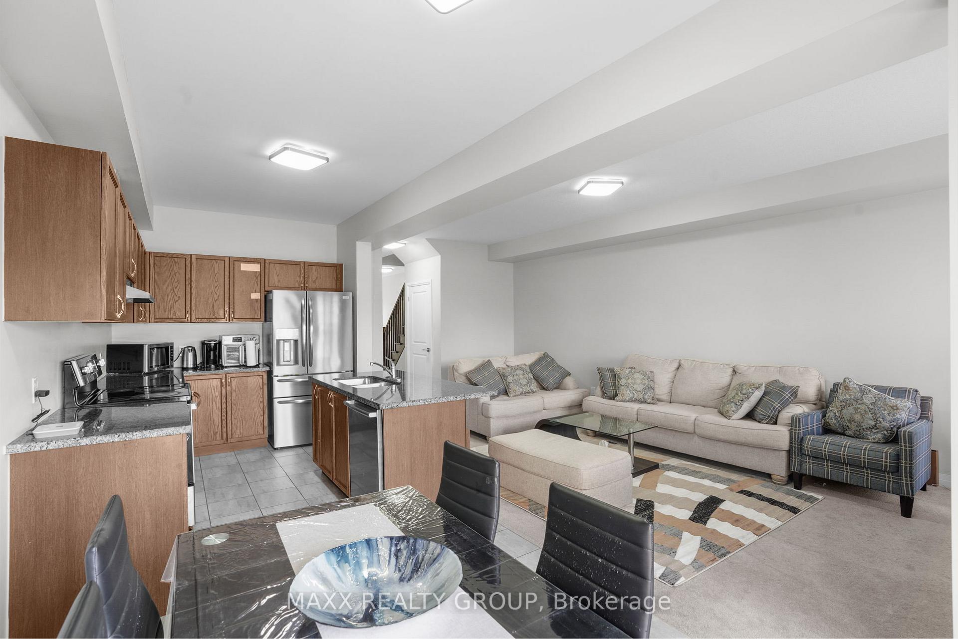 Photo 9 of 6733 Cropp Street, Niagara Falls, Morrison — HOMEH