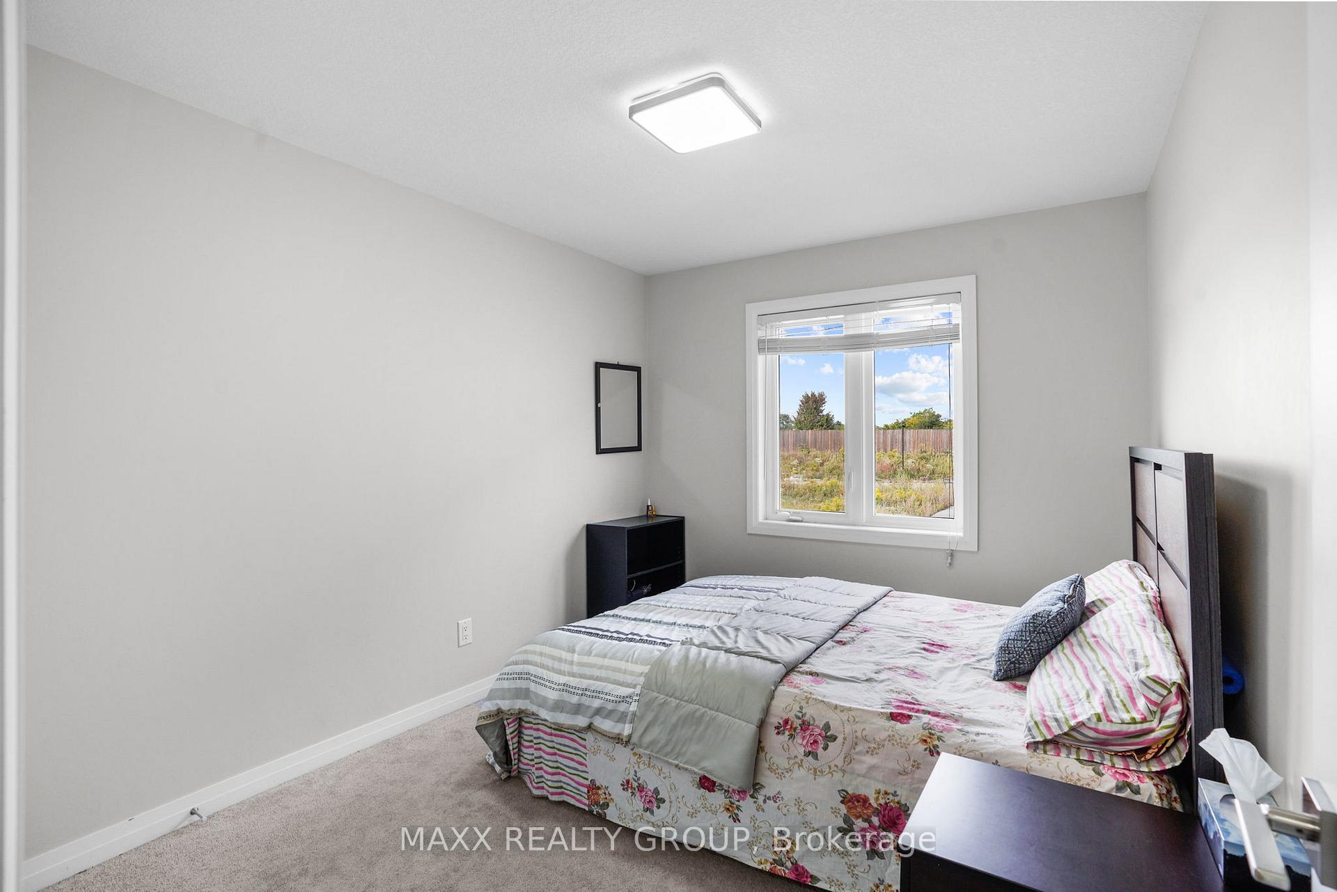 Photo 13 of 6733 Cropp Street, Niagara Falls, Morrison — HOMEH