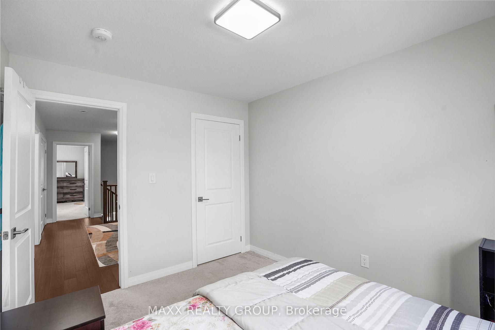 Photo 23 of 6733 Cropp Street, Niagara Falls, Morrison — HOMEH
