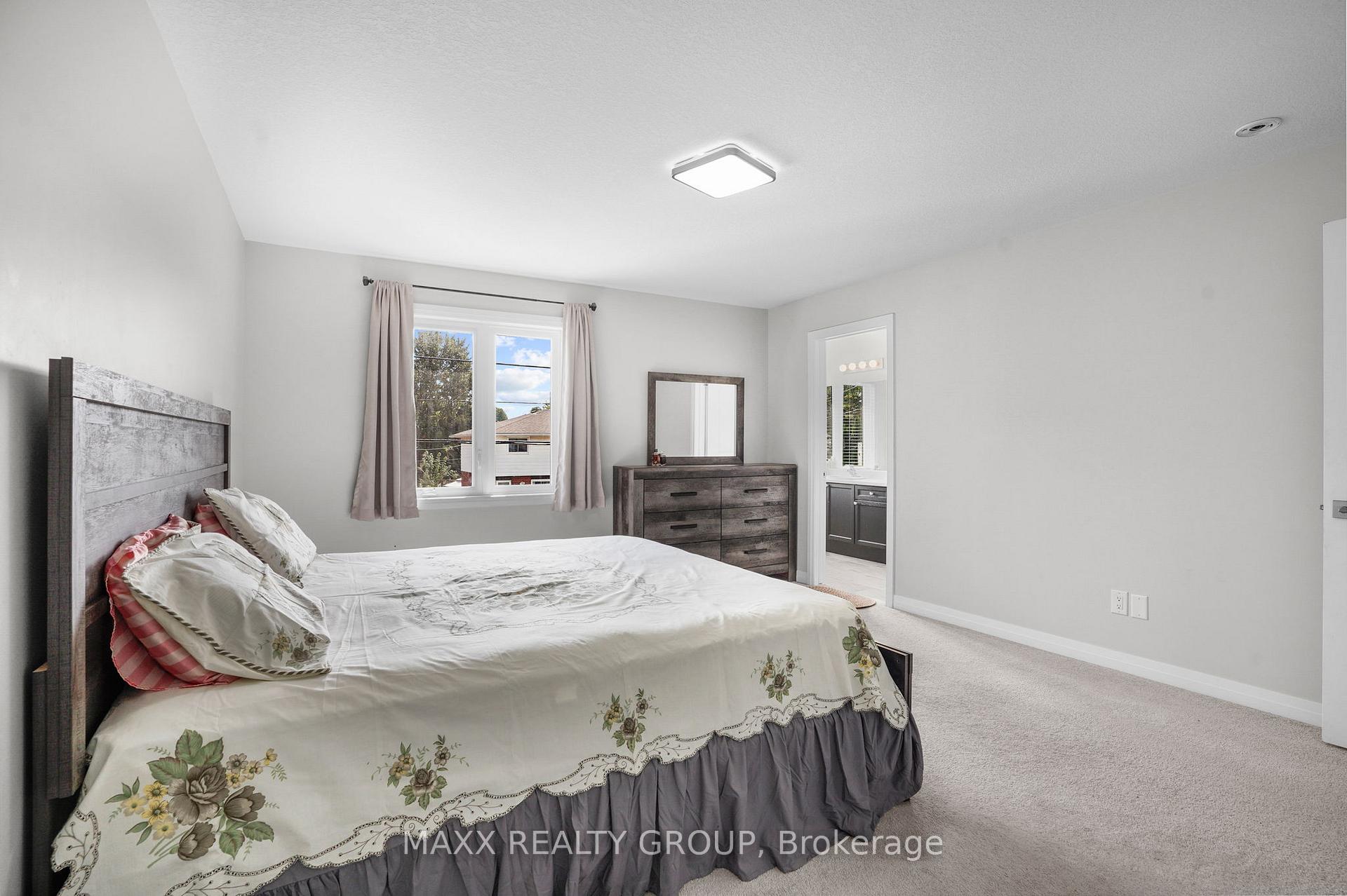 Photo 26 of 6733 Cropp Street, Niagara Falls, Morrison — HOMEH
