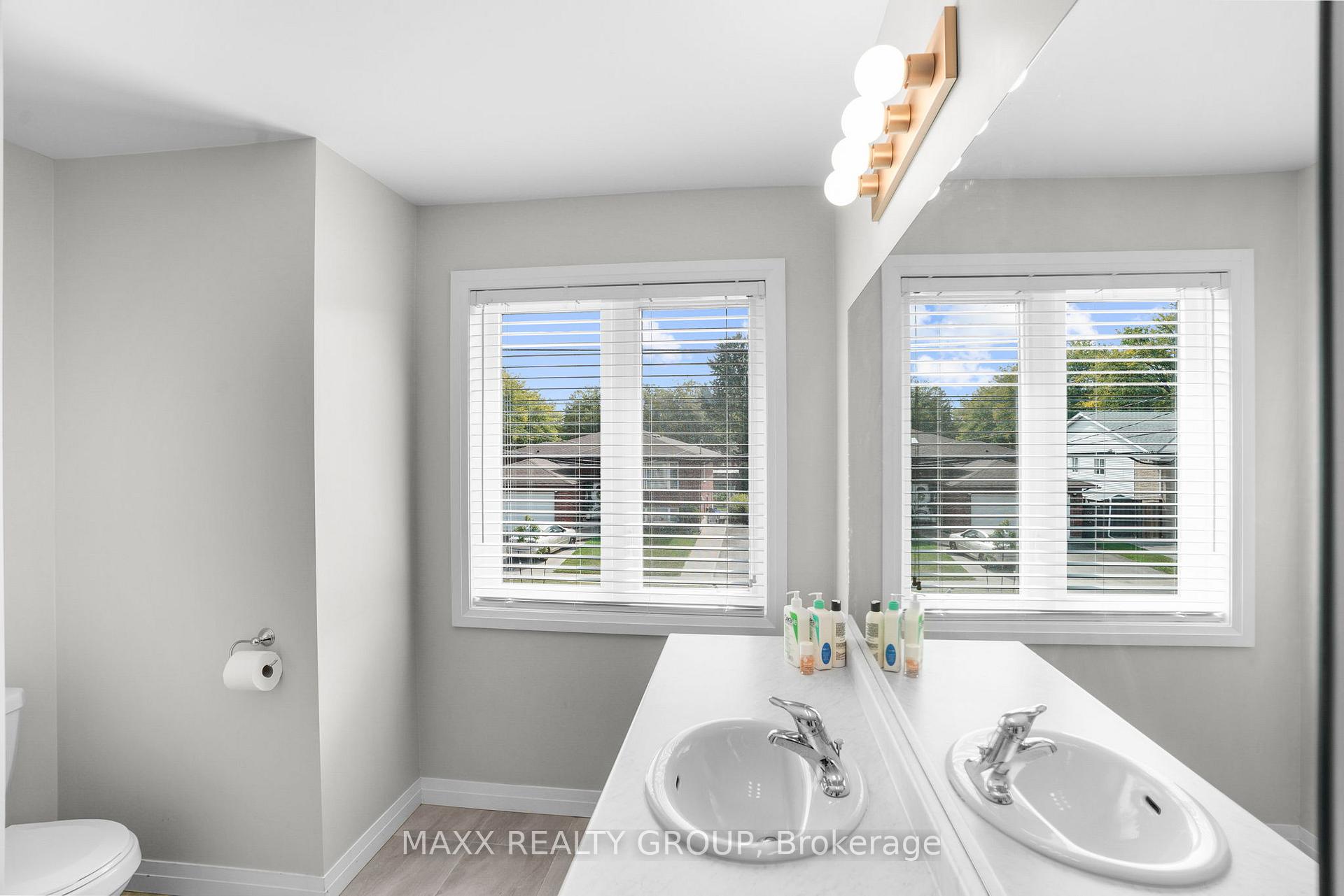 Photo 30 of 6733 Cropp Street, Niagara Falls, Morrison — HOMEH