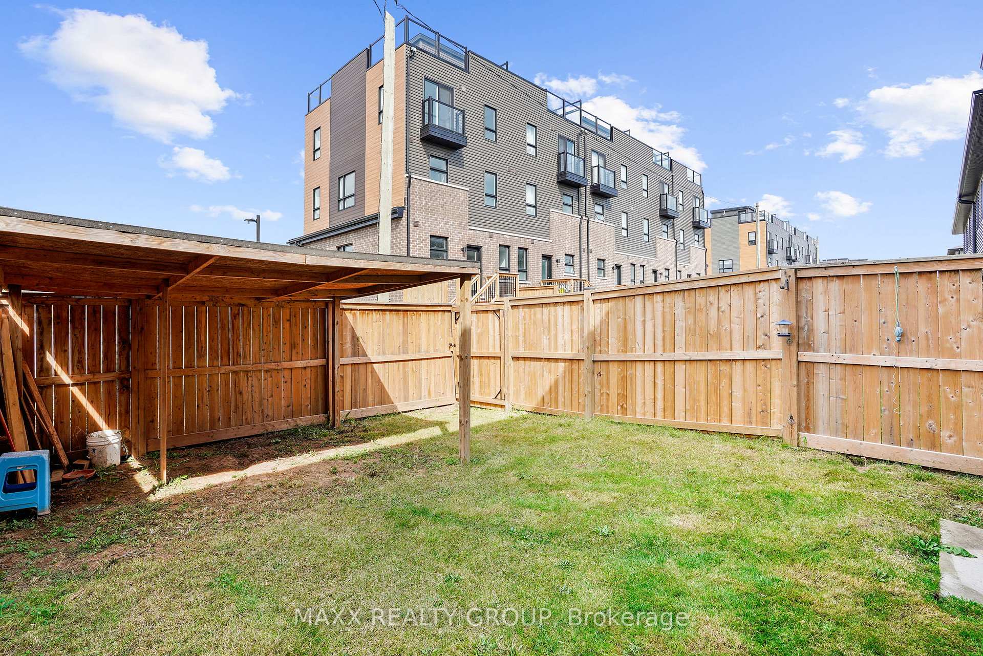 Photo 34 of 6733 Cropp Street, Niagara Falls, Morrison — HOMEH