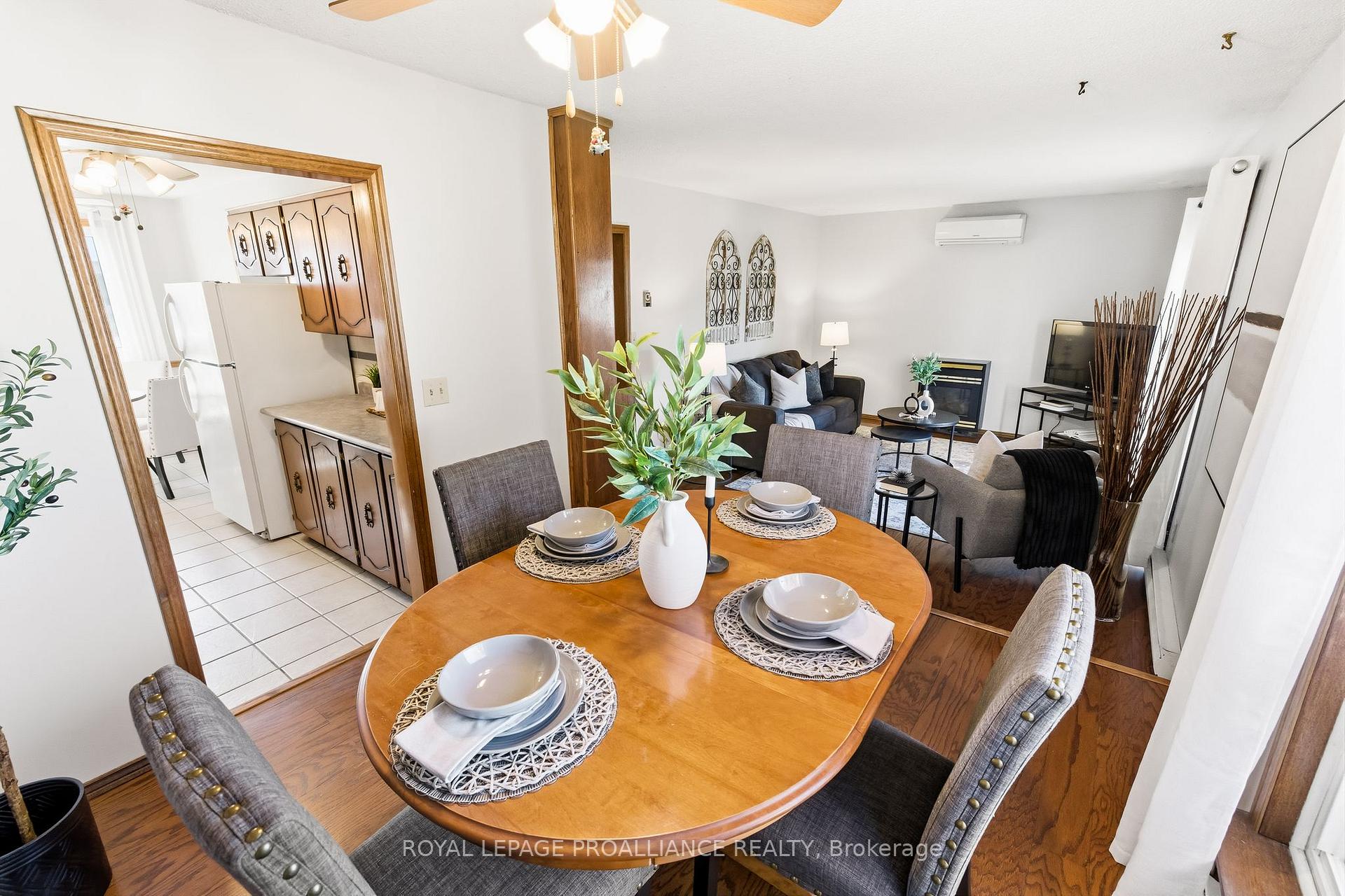 Photo 11 of 47 Arthur Mark Drive, Port Hope — HOMEH