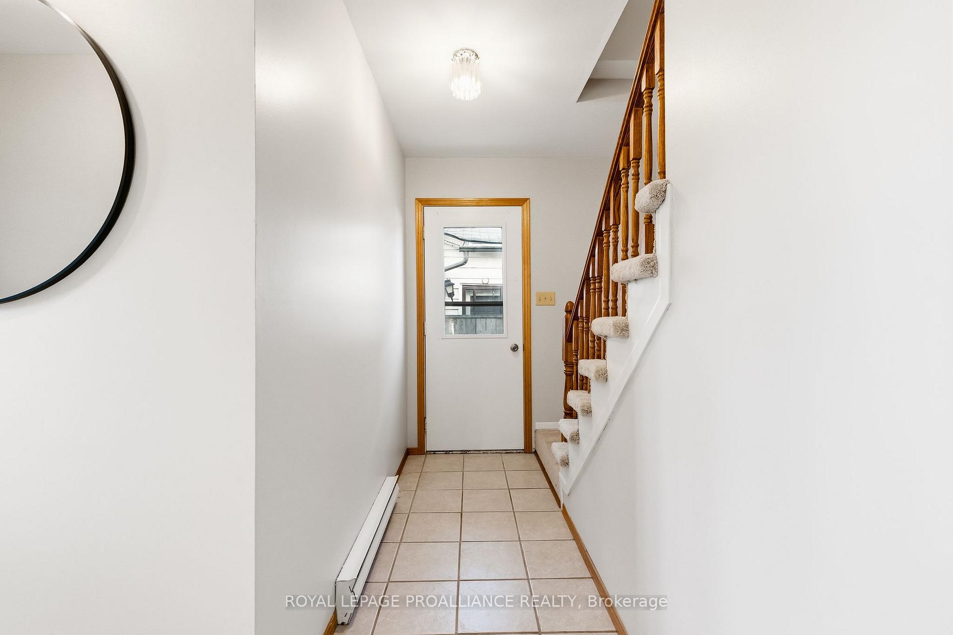 Photo 17 of 47 Arthur Mark Drive, Port Hope — HOMEH