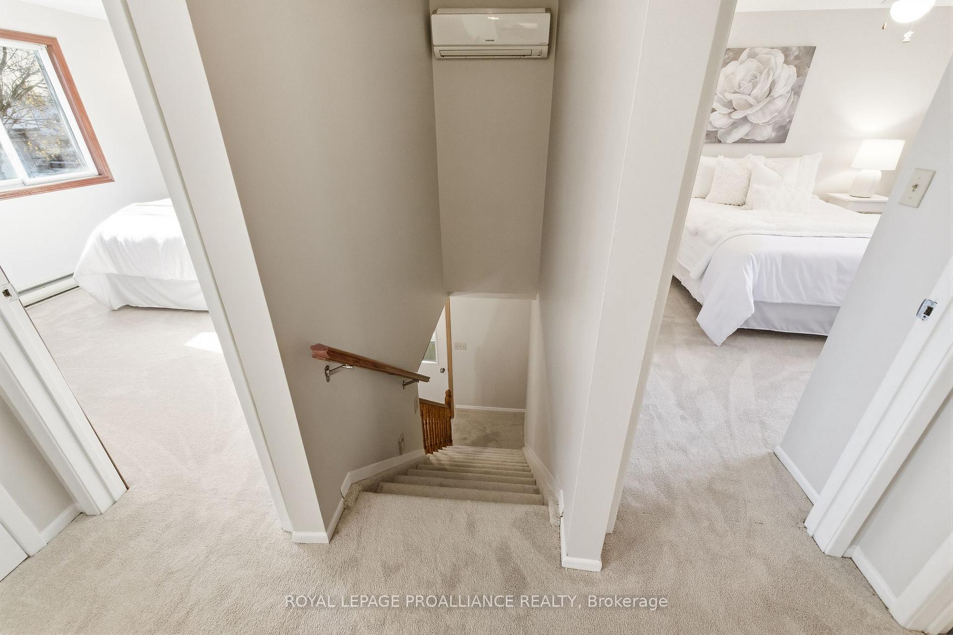 Photo 19 of 47 Arthur Mark Drive, Port Hope — HOMEH