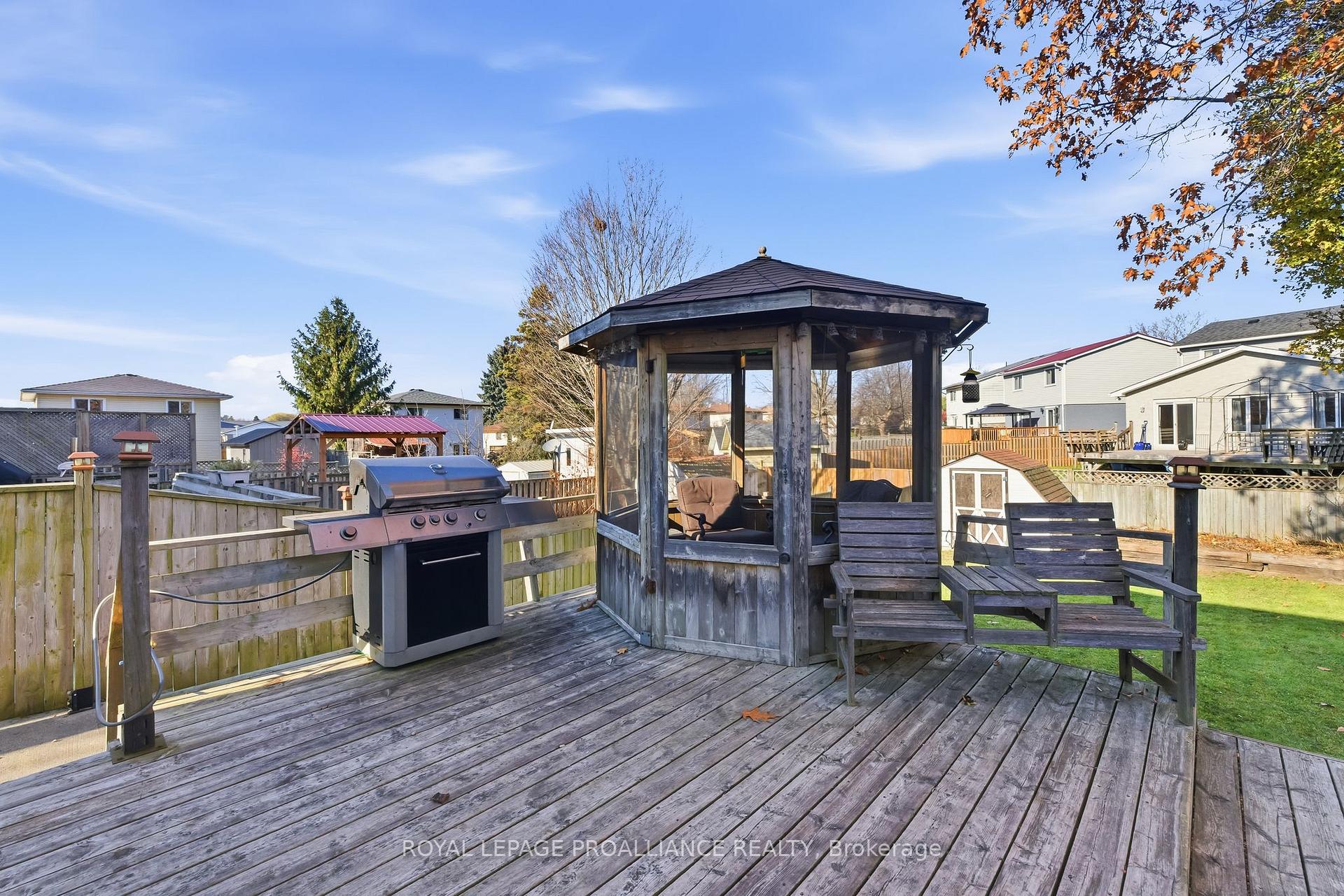 Photo 31 of 47 Arthur Mark Drive, Port Hope — HOMEH