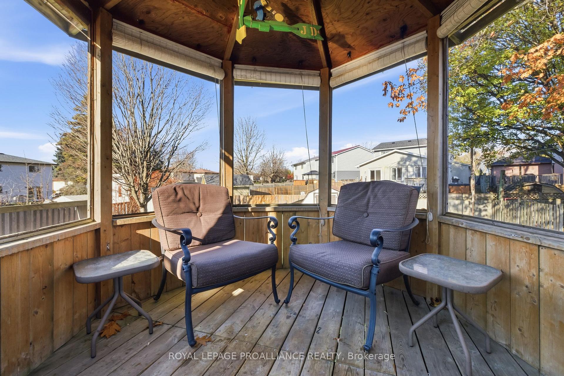 Photo 32 of 47 Arthur Mark Drive, Port Hope — HOMEH