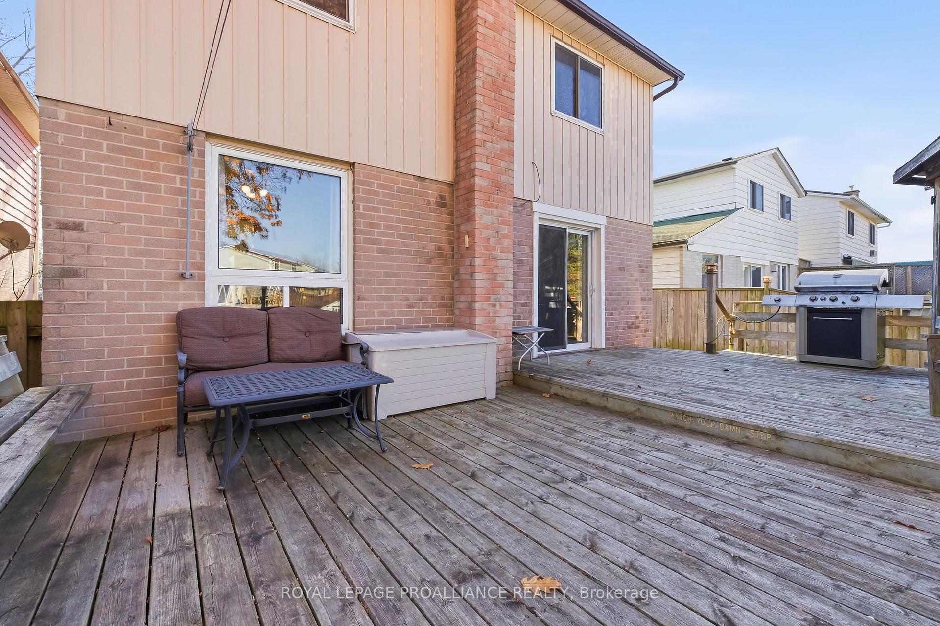 Photo 36 of 47 Arthur Mark Drive, Port Hope — HOMEH