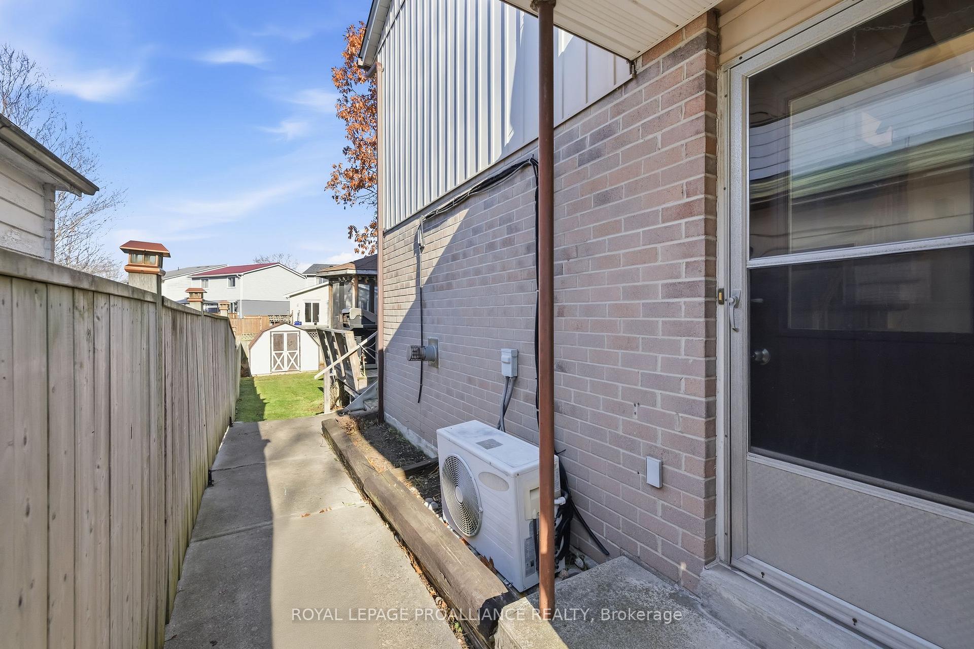 Photo 45 of 47 Arthur Mark Drive, Port Hope — HOMEH