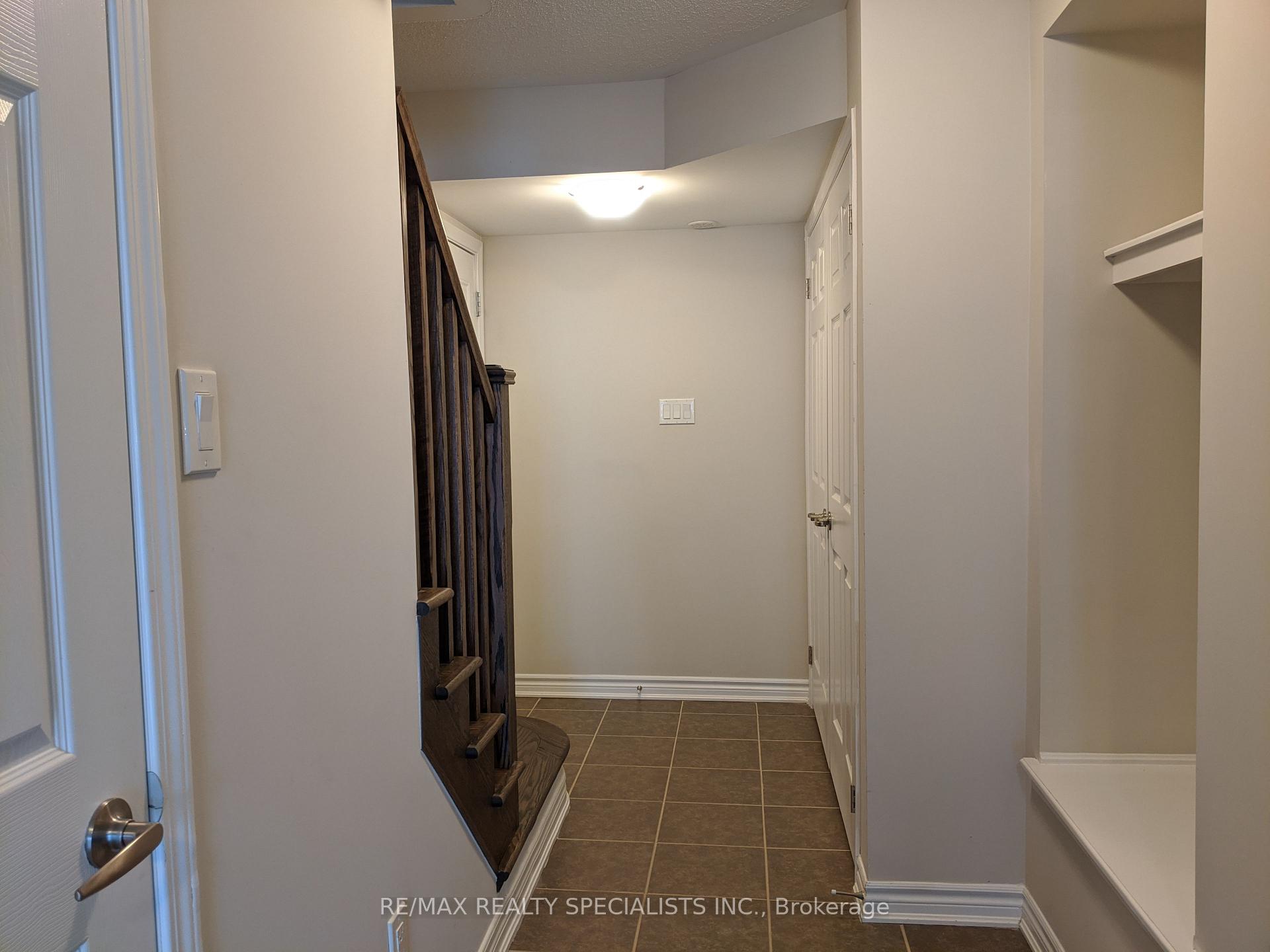 Photo 2 of 262 Reis Place, Milton, Ford — HOMEH