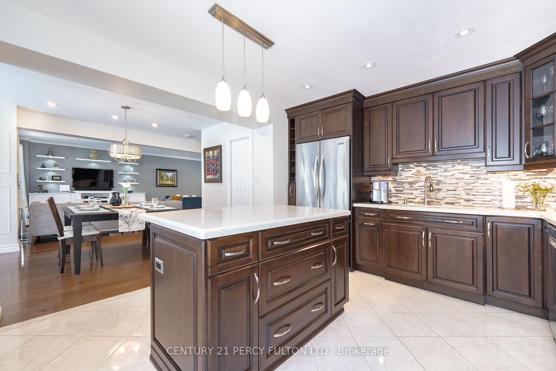 Photo 16 of 1032 Rambleberry Avenue, Pickering, Liverpool — HOMEH